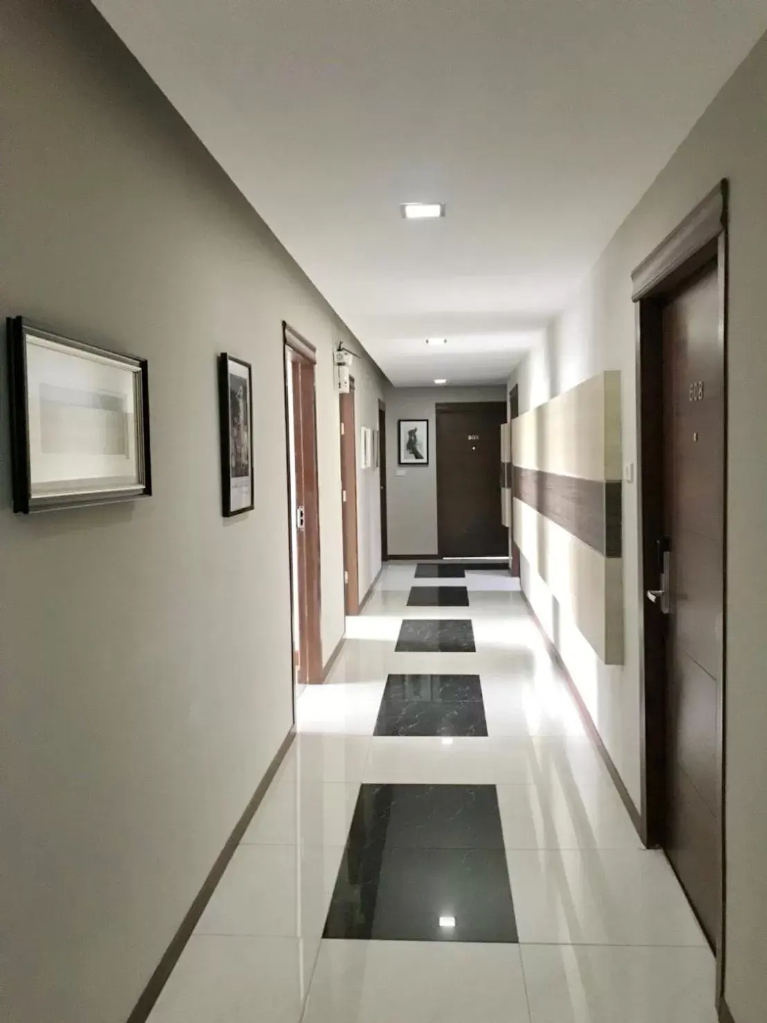 Property building in The Beach Front Resort, Pattaya Property building in The Beach Front Resort, Pattaya