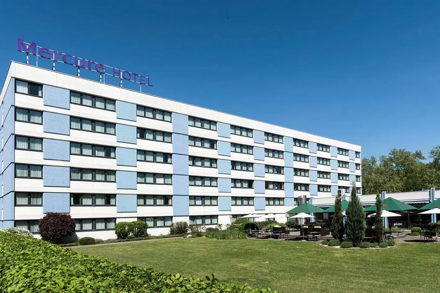 Facade/entrance, Property Building in Mercure Hotel Mannheim am Friedensplatz