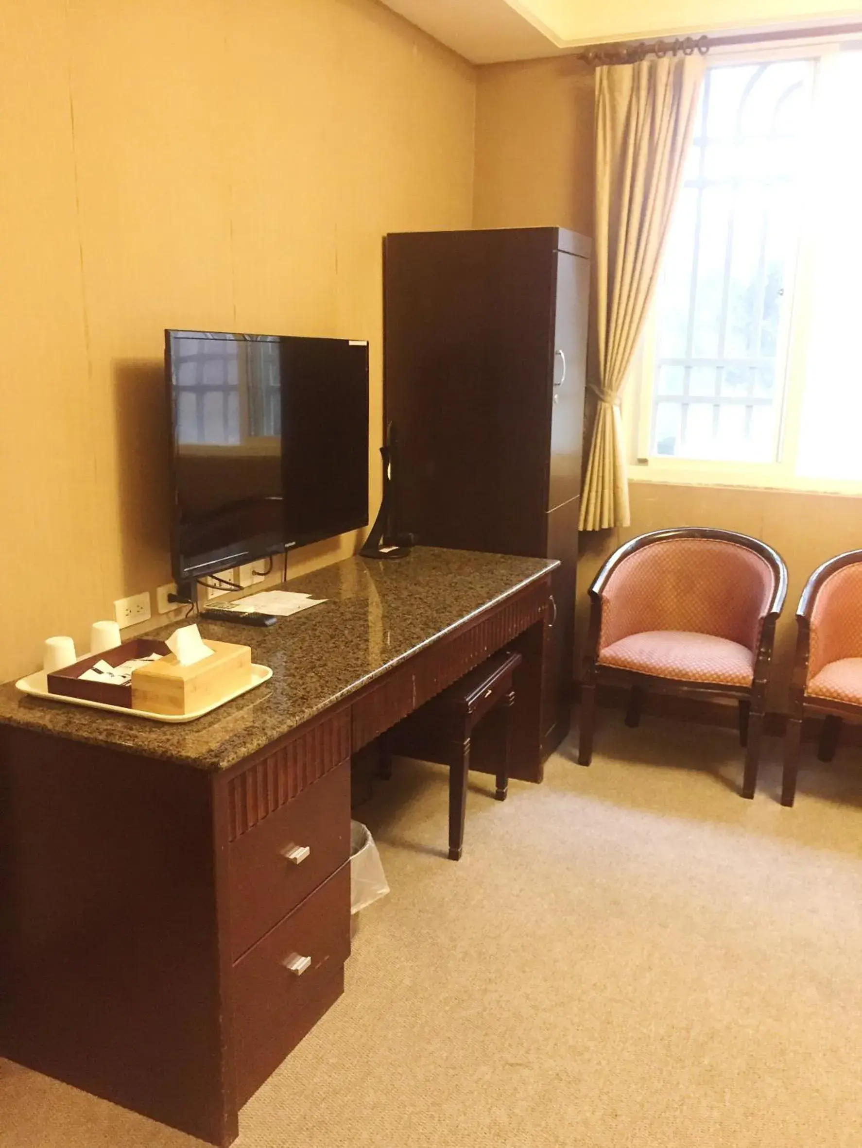 Seating area, TV/Entertainment Center in Wu Zhou Hotel