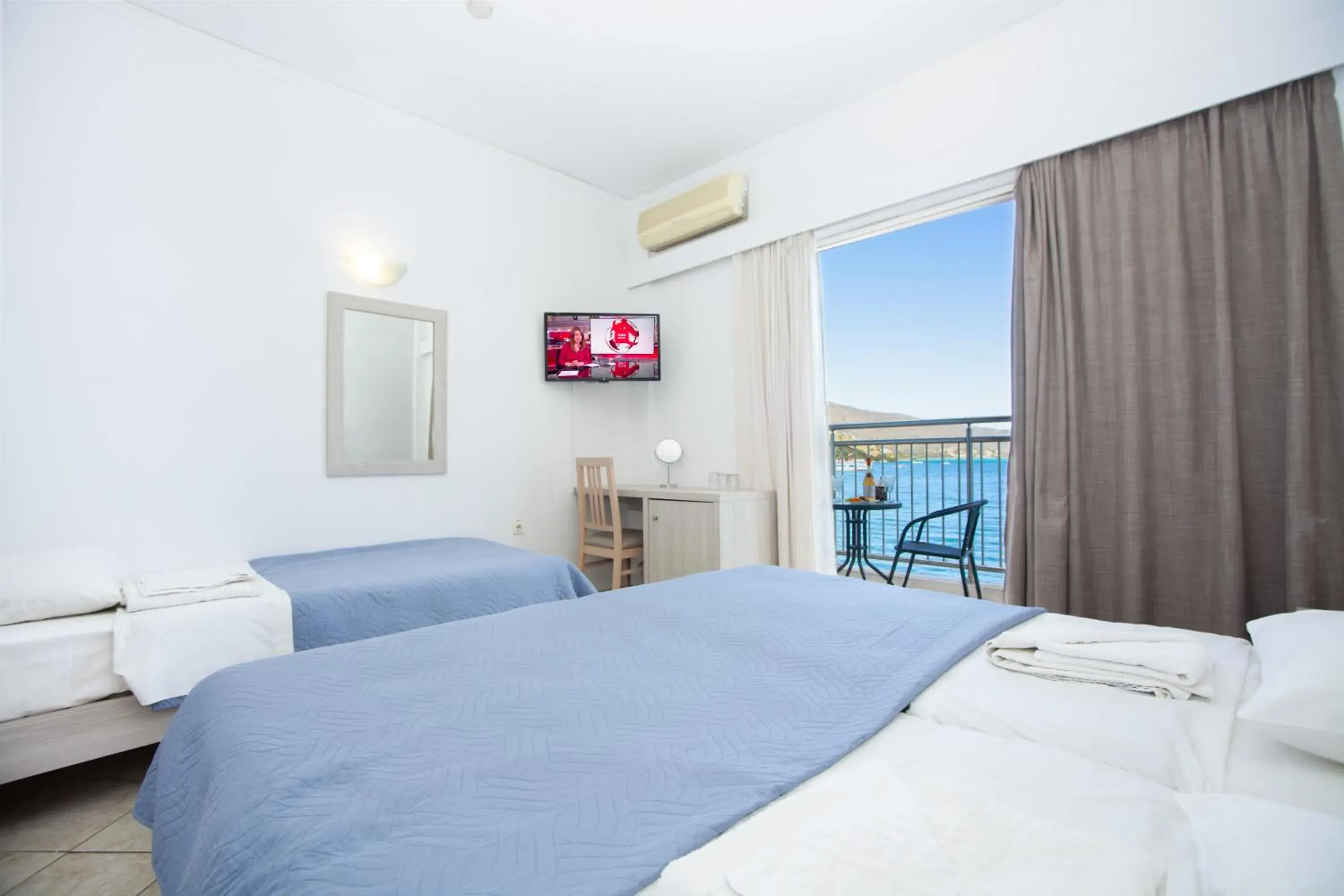 Bed in Aristea Hotel