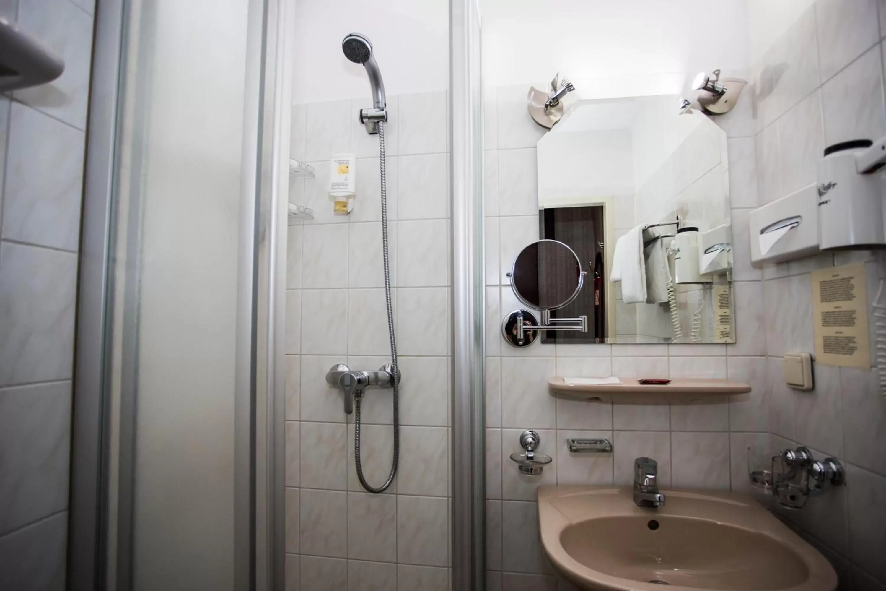 Bathroom in Hotel Atlanta