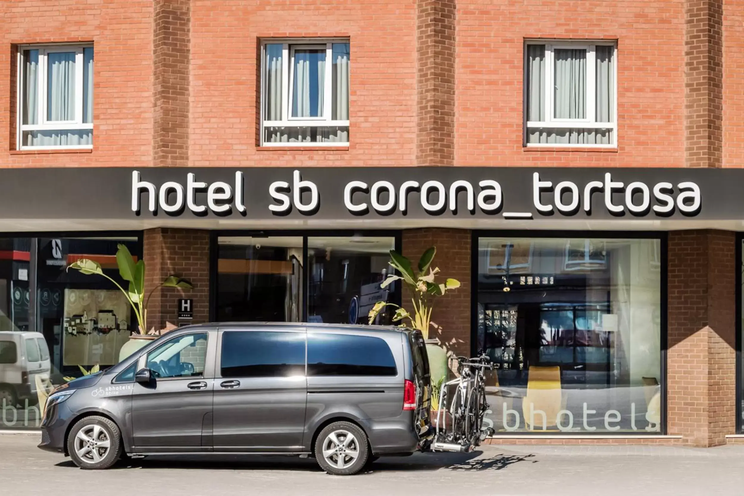 Facade/entrance in Hotel SB Corona Tortosa