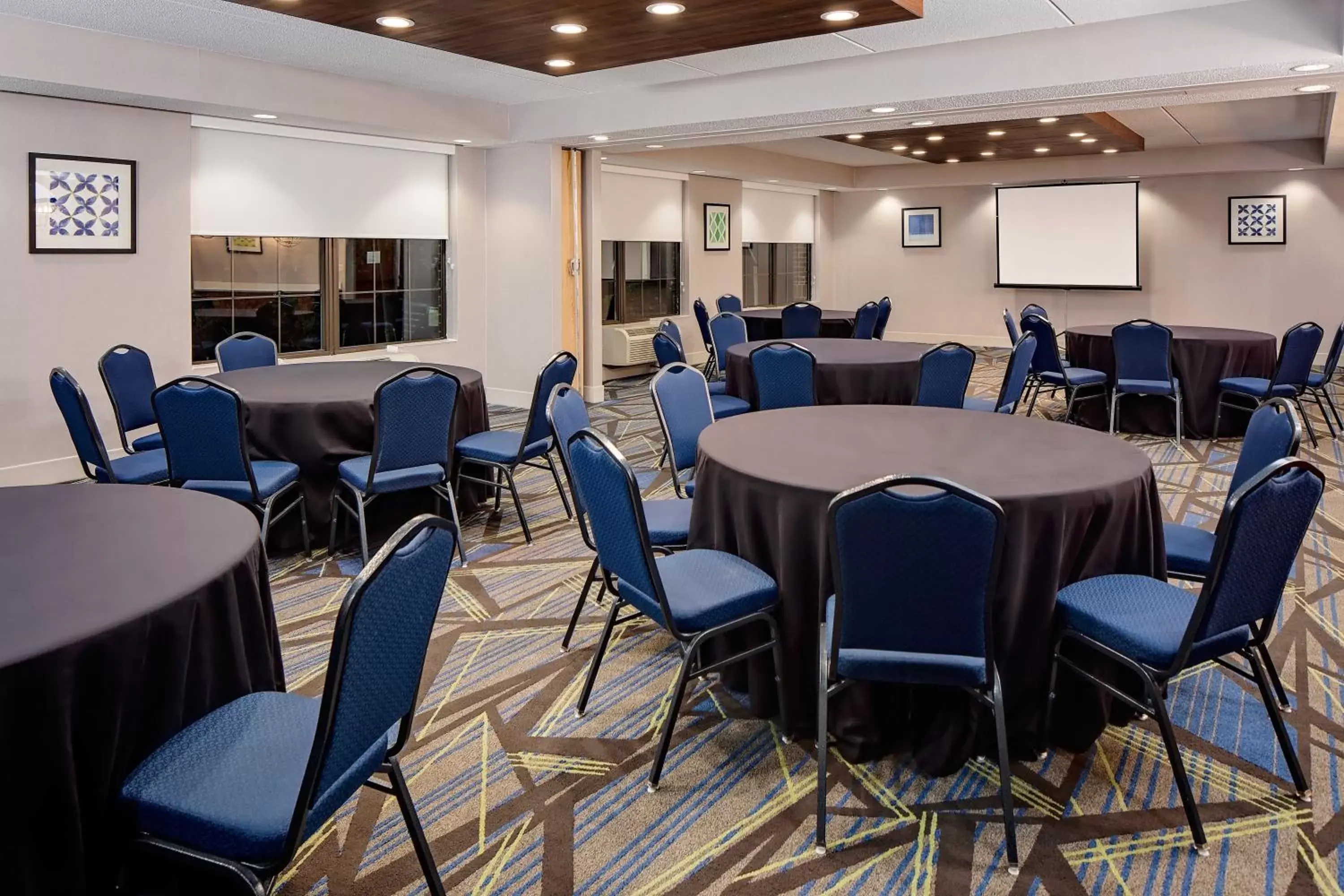 Meeting/conference room in Holiday Inn Express Harrisburg East, an IHG Hotel