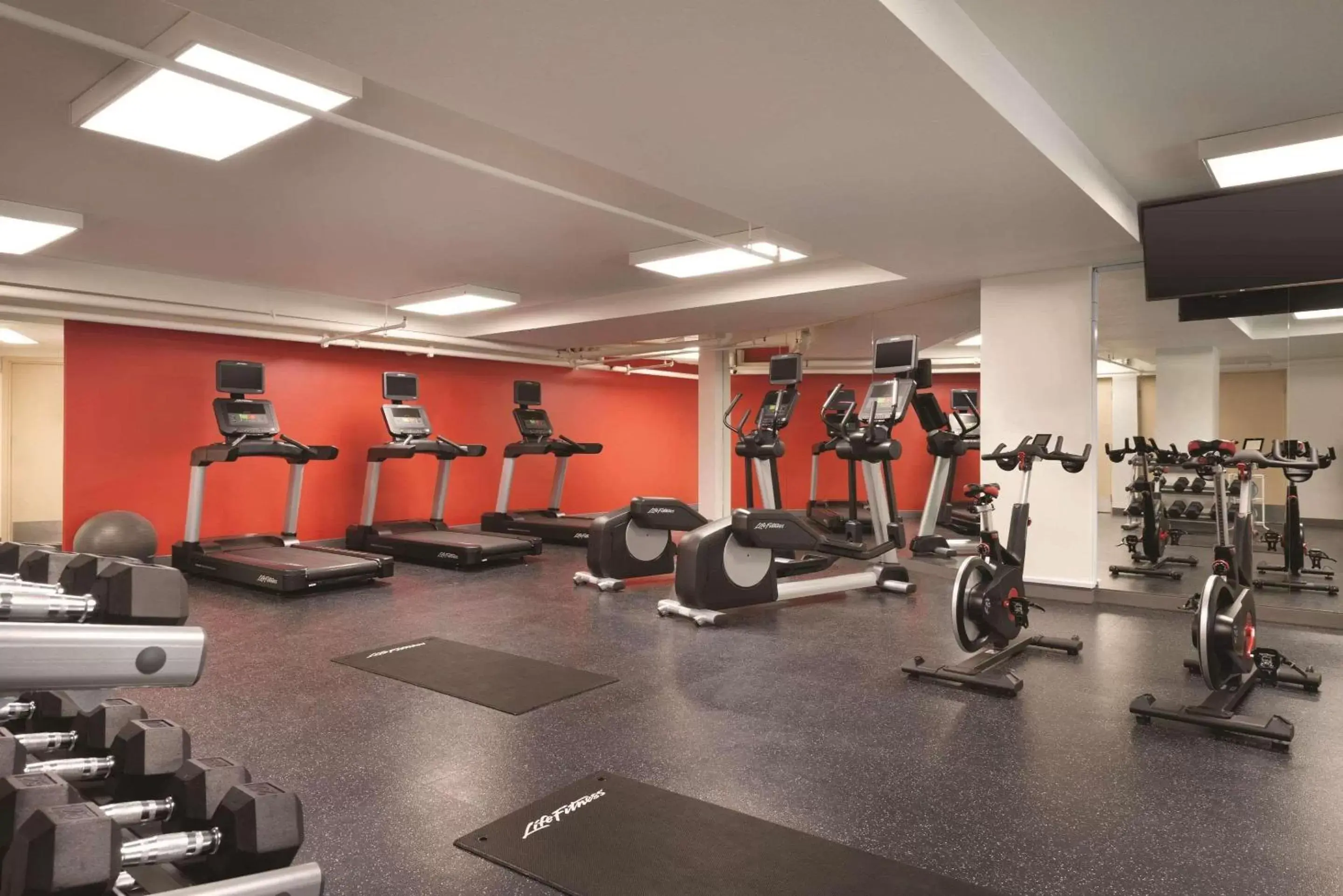 Fitness centre/facilities, Fitness Center/Facilities in Radisson Hotel Vancouver Airport