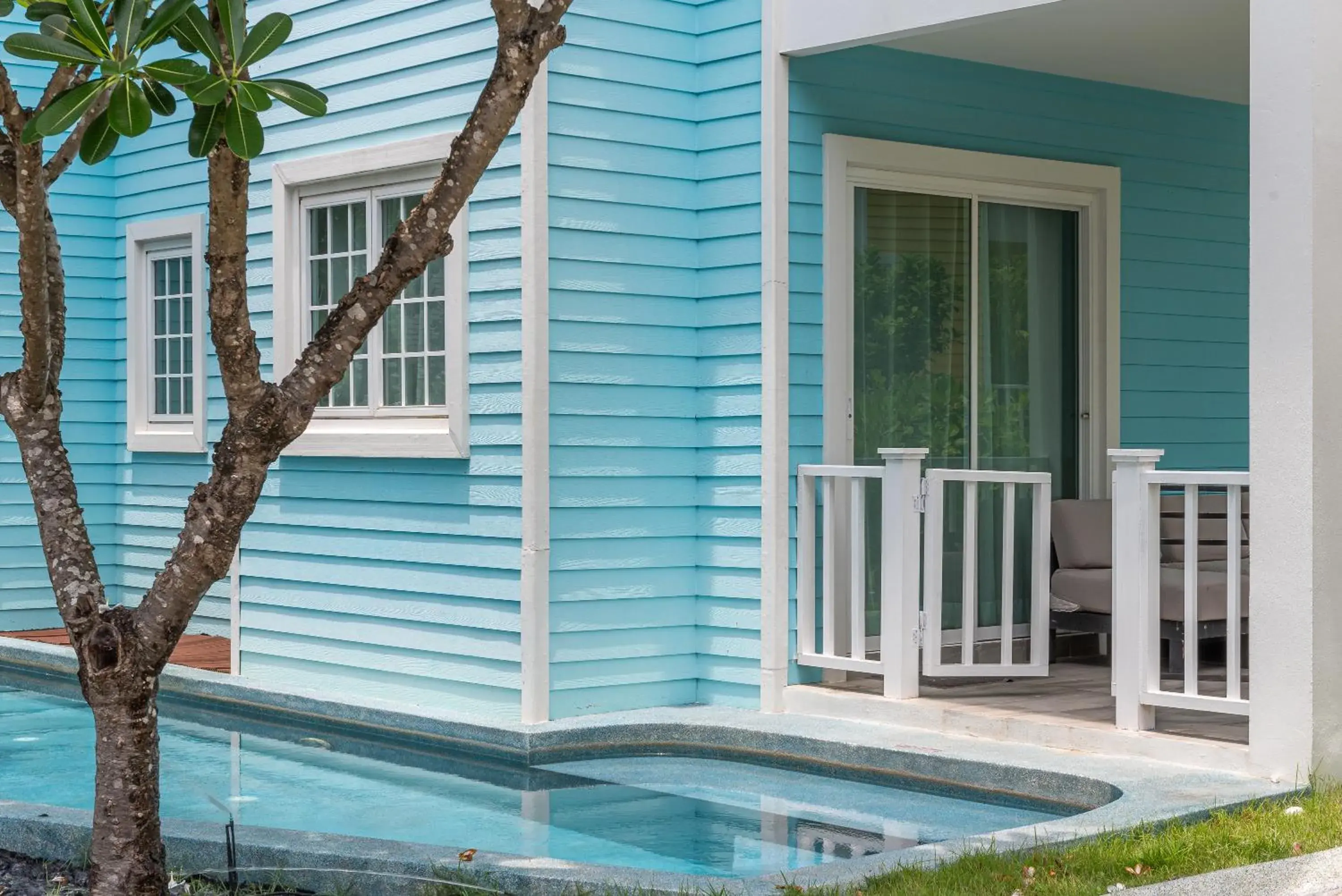 Property building in Peggy's Cove Resort Property building in Peggy's Cove Resort