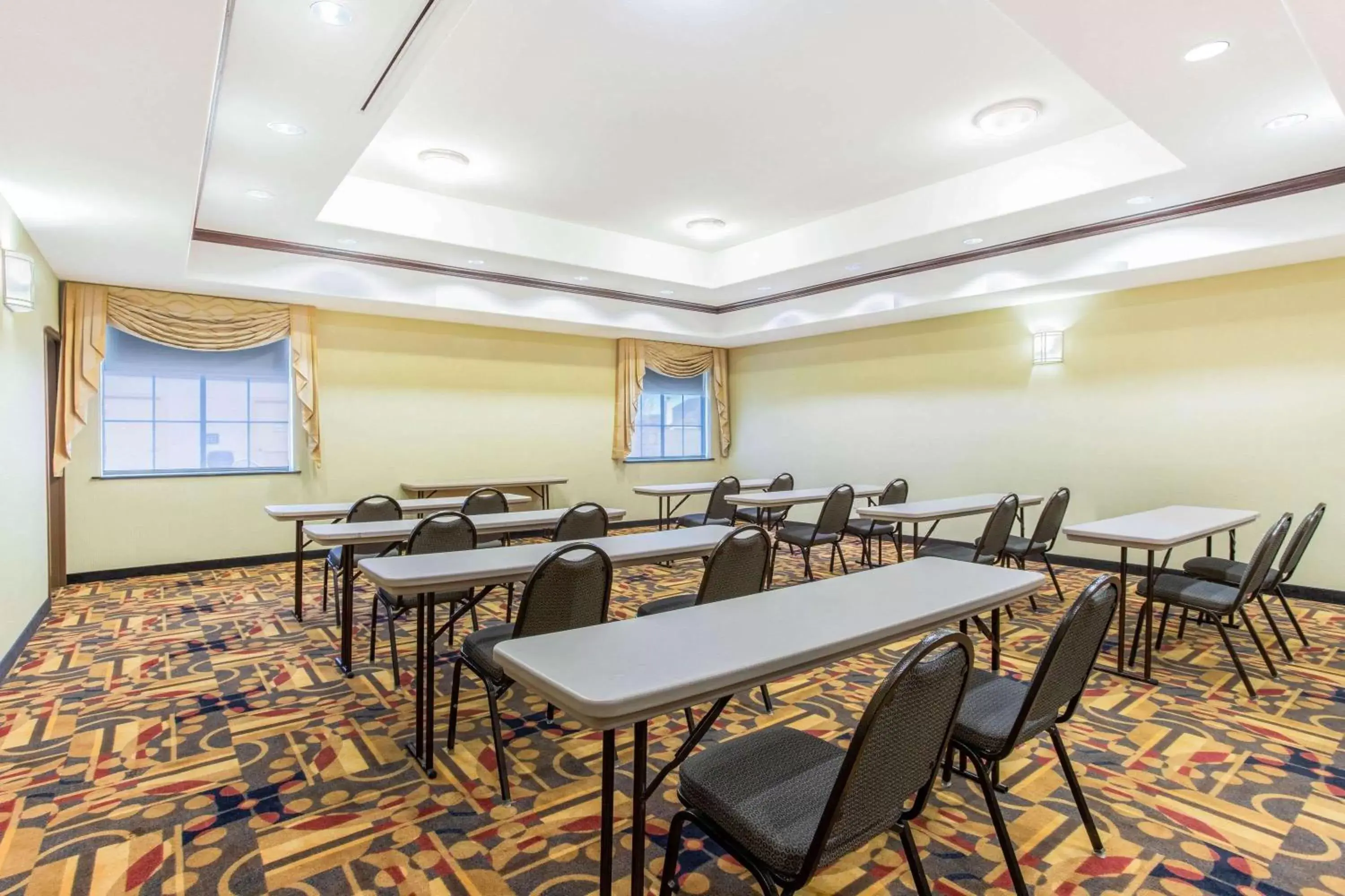 Meeting/conference room in La Quinta by Wyndham Ennis