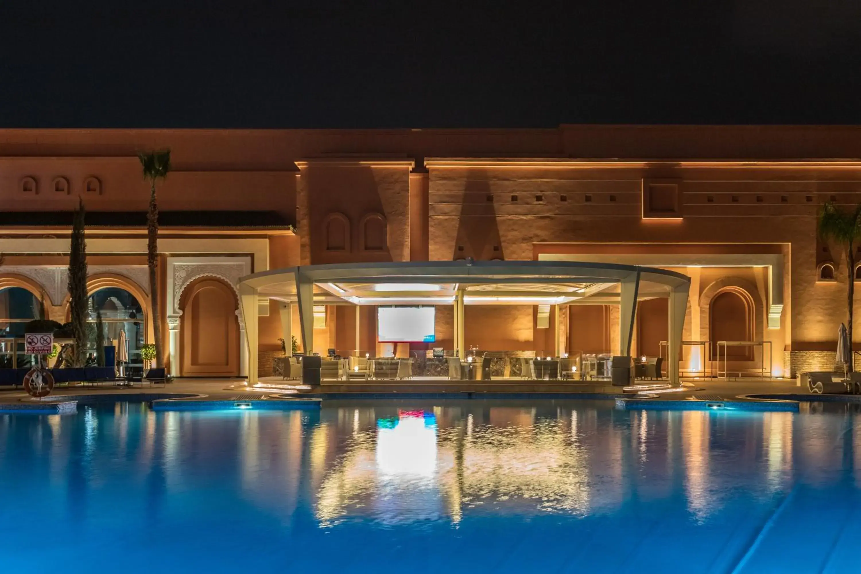 Swimming Pool in Savoy Le Grand Hotel Marrakech