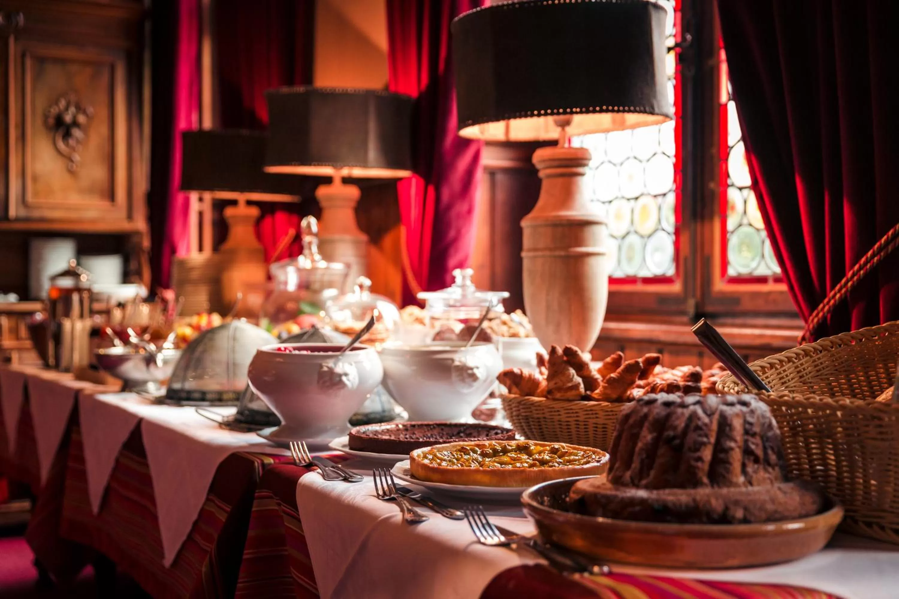 Breakfast in Hôtel des Deux Clefs