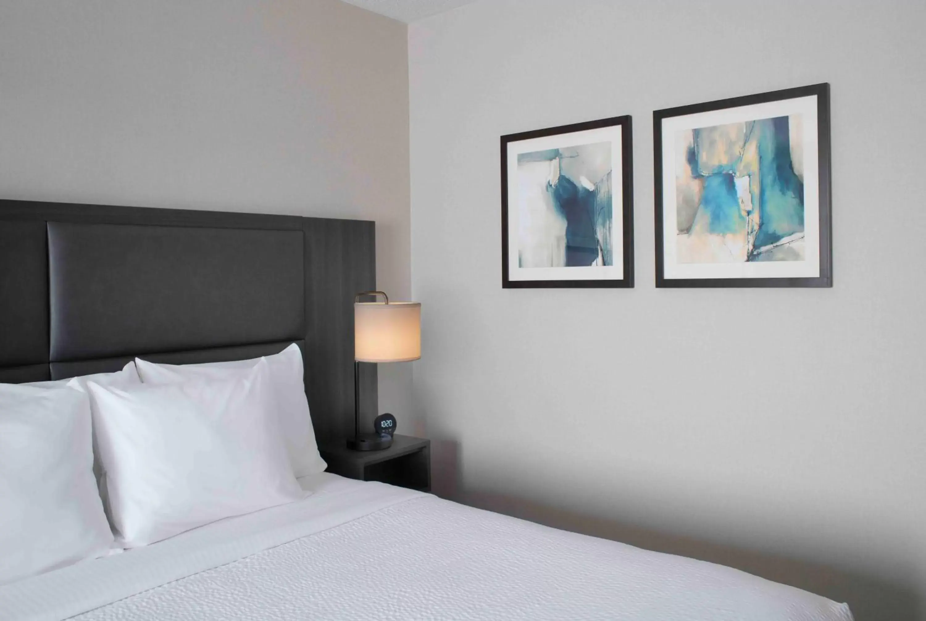 King Room - Non-Smoking in La Quinta by Wyndham South Burlington King Room - Non-Smoking in La Quinta by Wyndham South Burlington