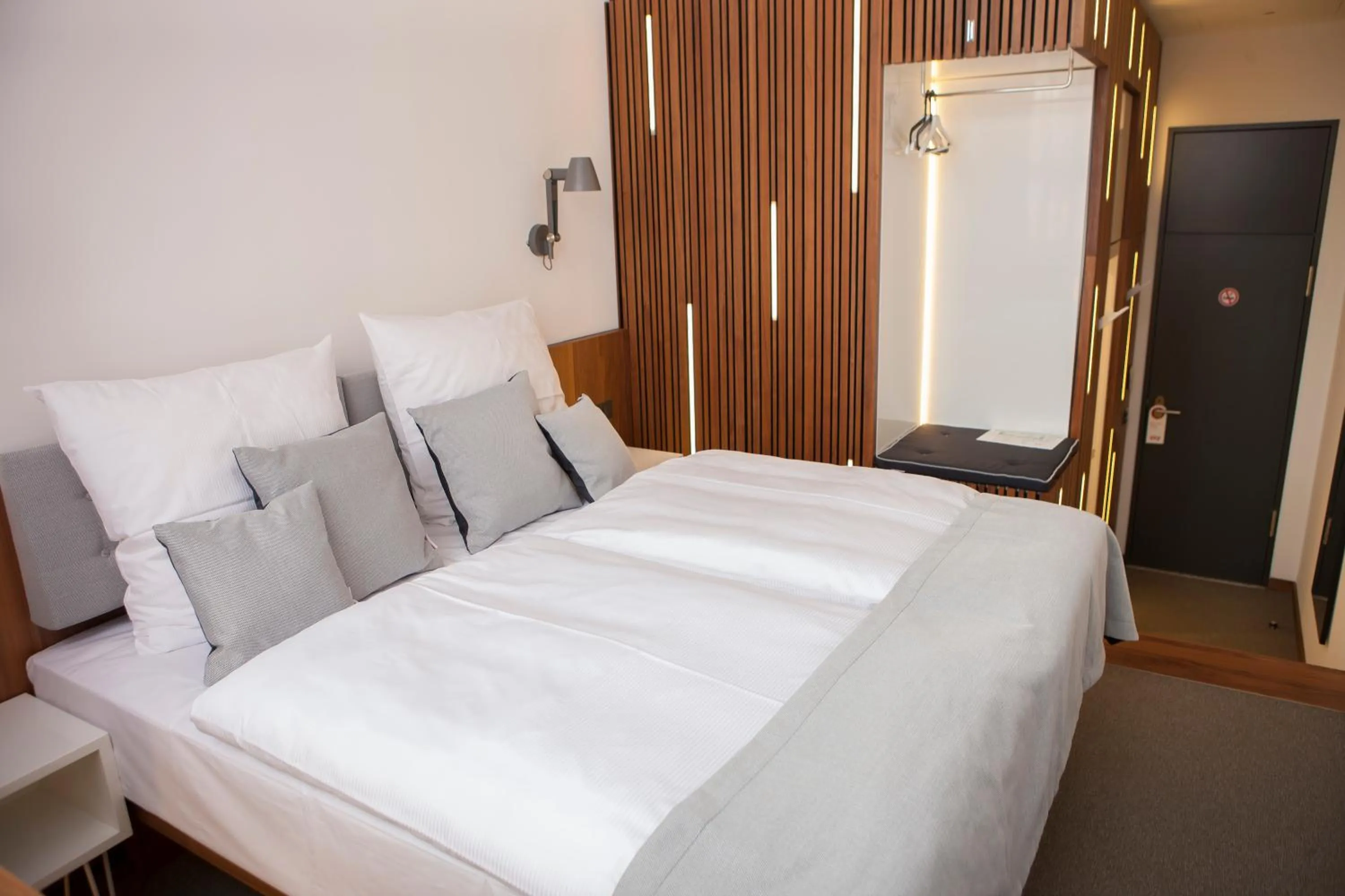 Bed in H24 Berlin Lichtenberg