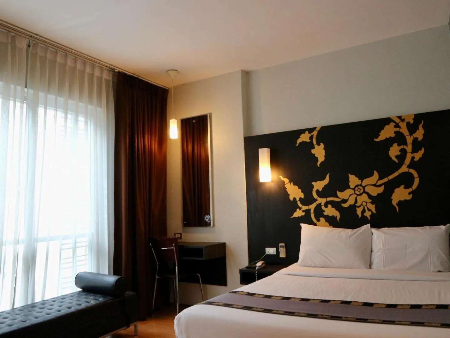 Bedroom, Bed in Swana Bangkok Hotel