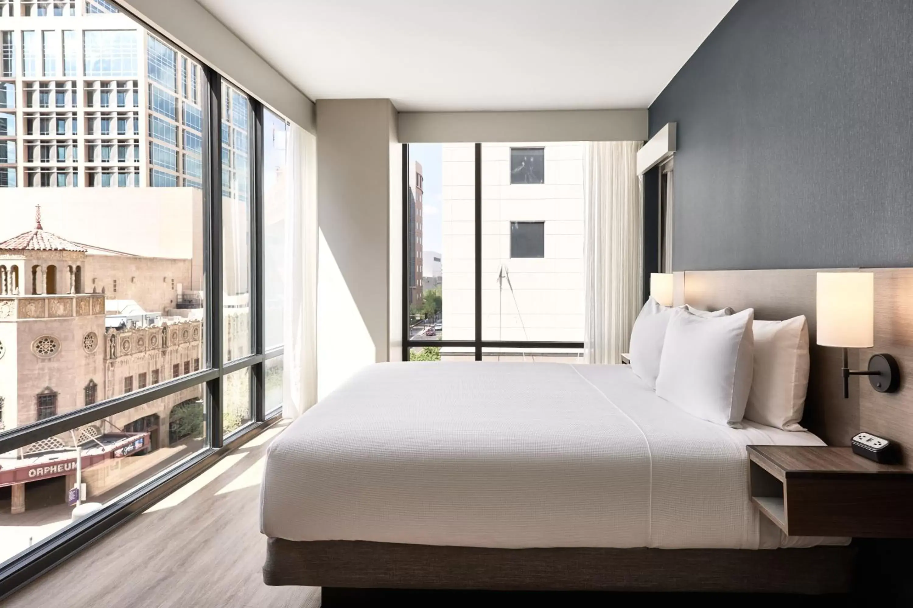 Bedroom, Bed in Hyatt Place Phoenix/Downtown Bedroom, Bed in Hyatt Place Phoenix/Downtown