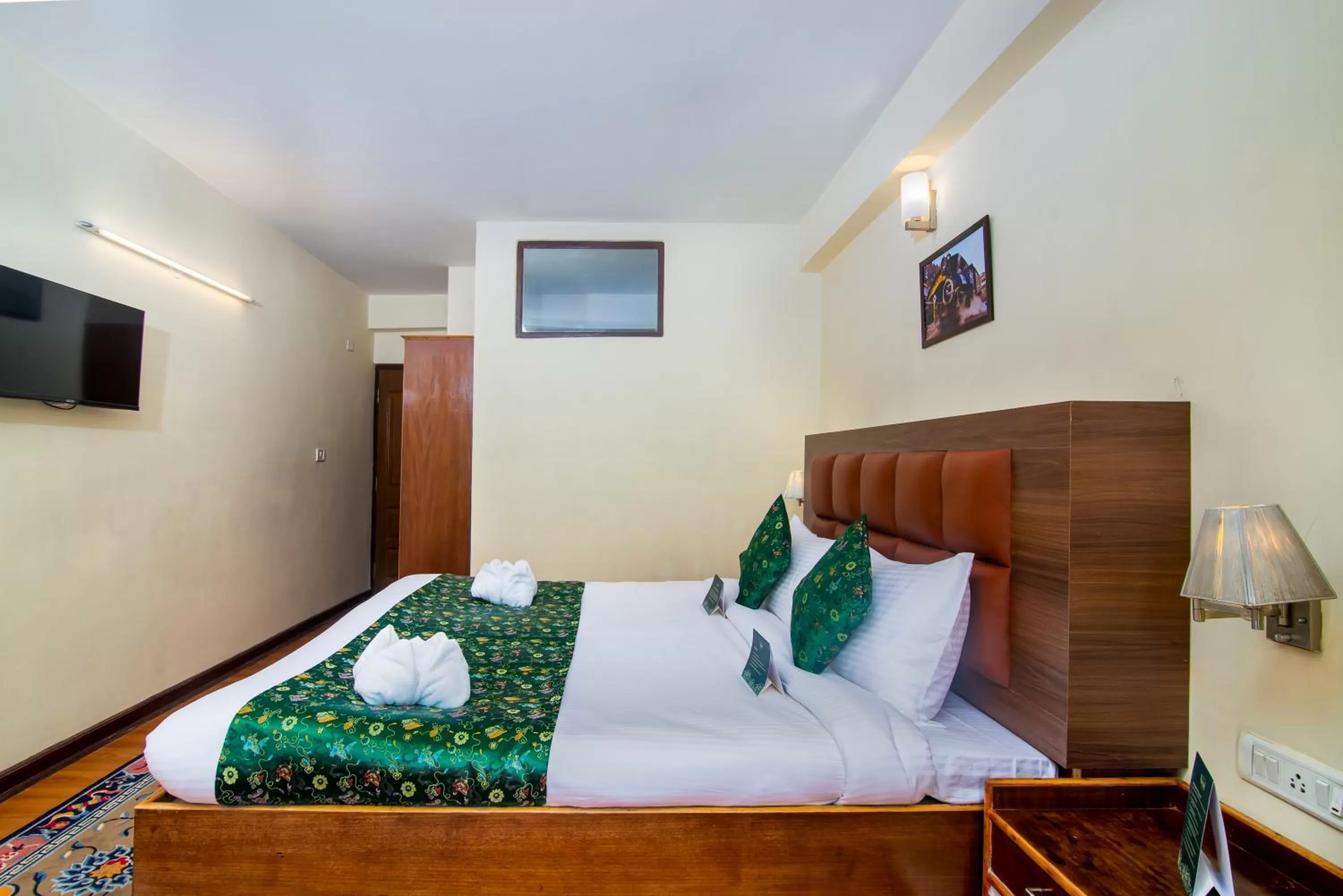 Bed in Muscatel BhumSang - 200 Mts from Mall Road