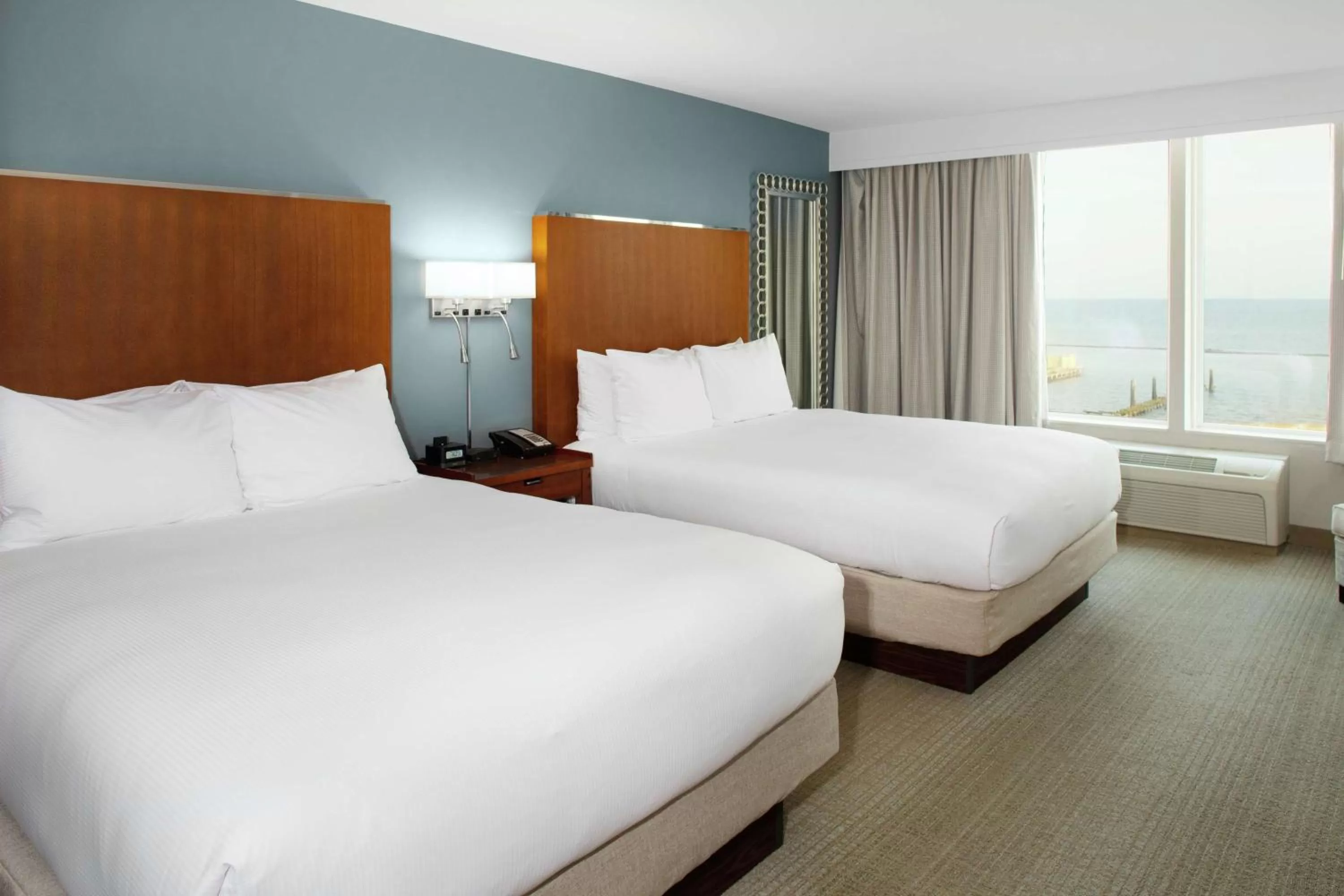 Bed in DoubleTree by Hilton Biloxi