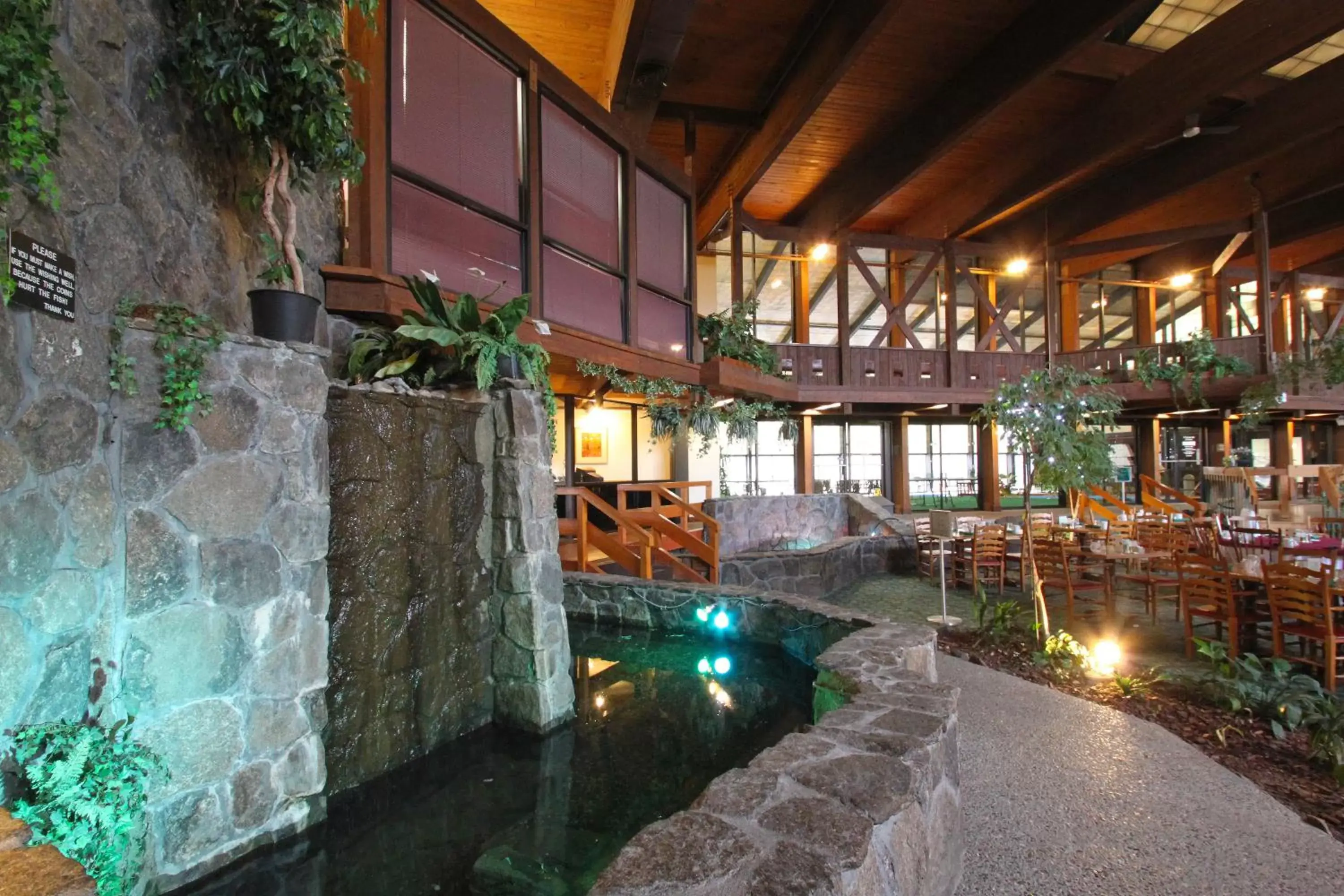 Lobby or reception, Swimming Pool in Fireside Inn & Suites West Lebanon