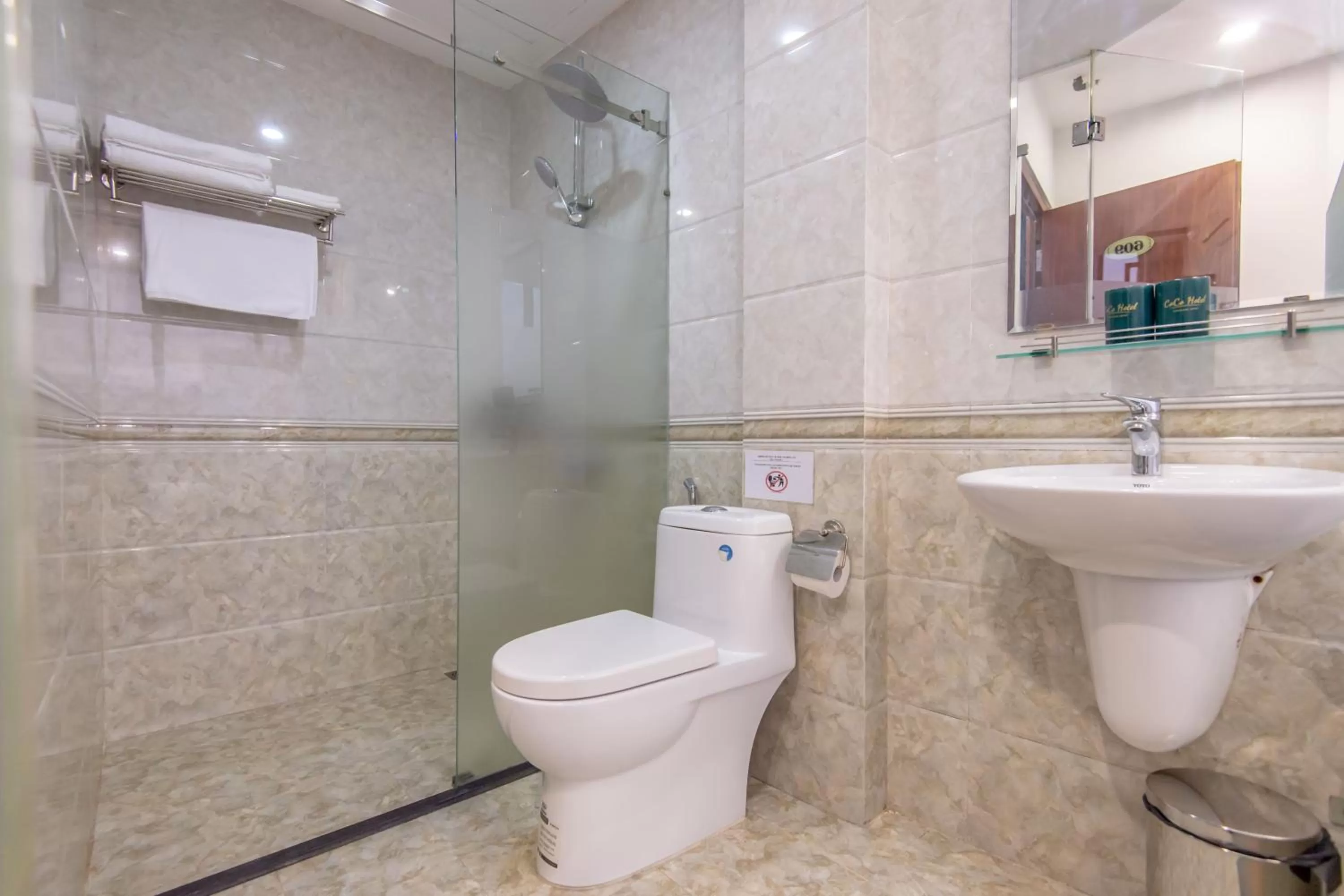 Shower in Coco Hotel Cau Giay