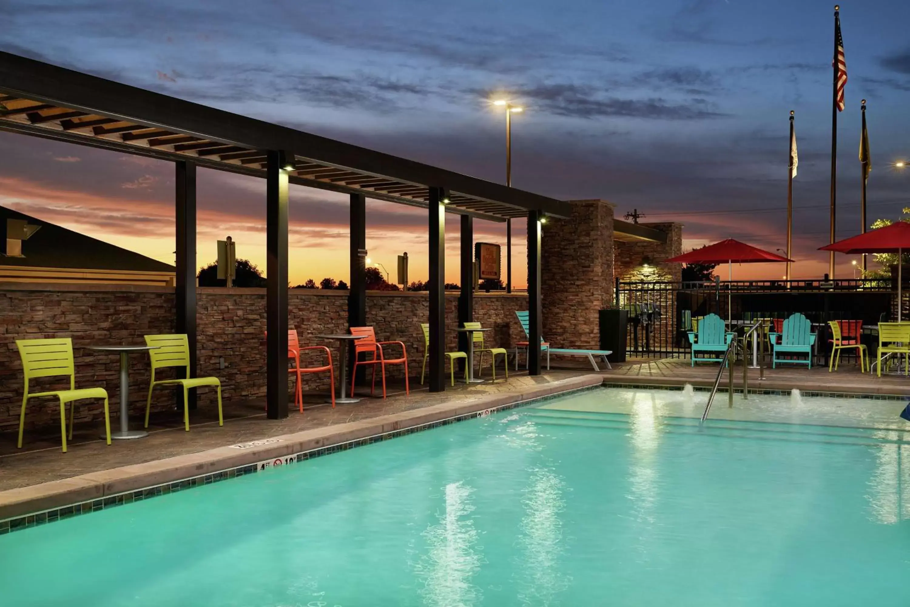 Pool view, Sunrise/Sunset in Home2 Suites By Hilton Muskogee
