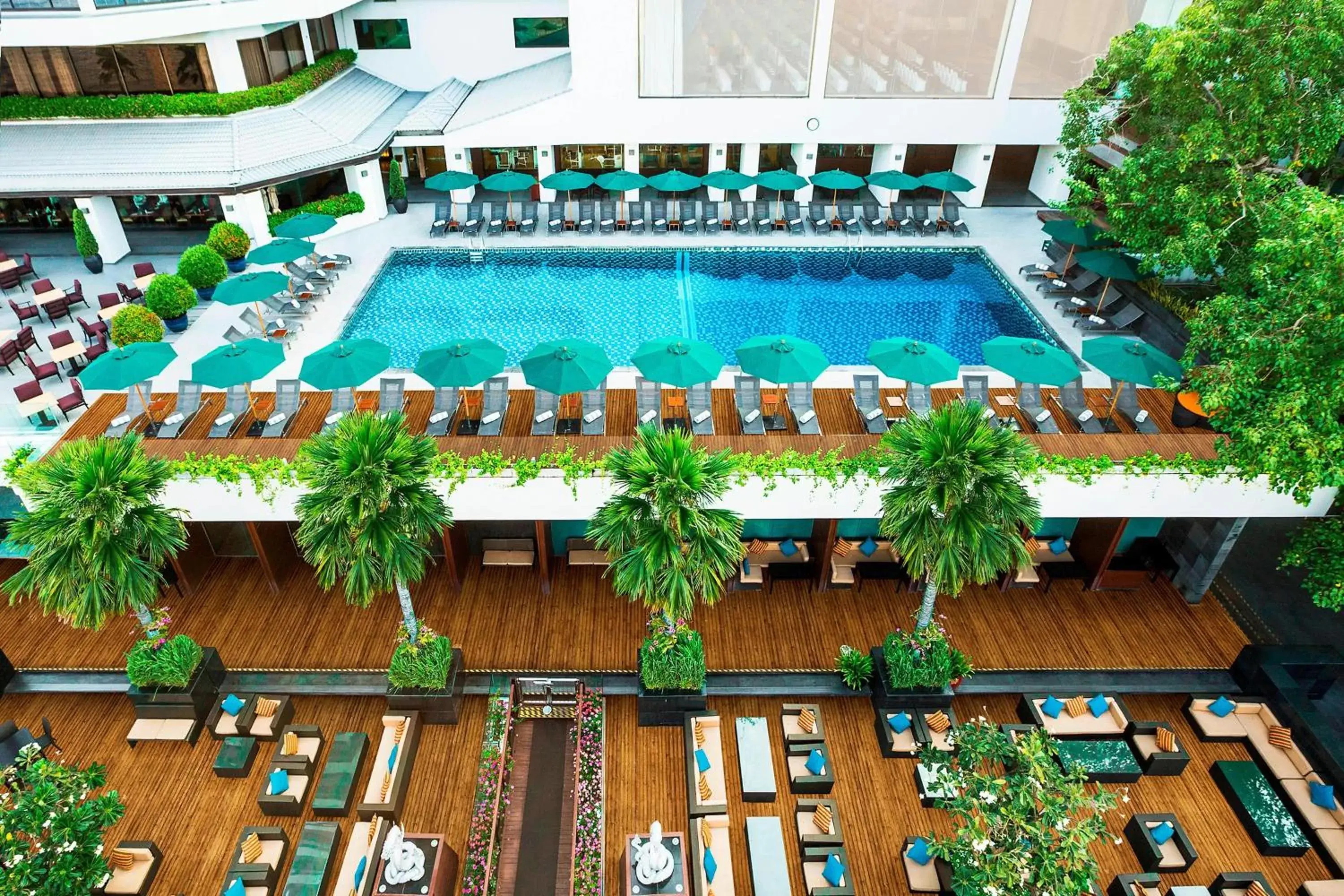 Swimming pool, Pool View in Royal Orchid Sheraton Hotel and Towers