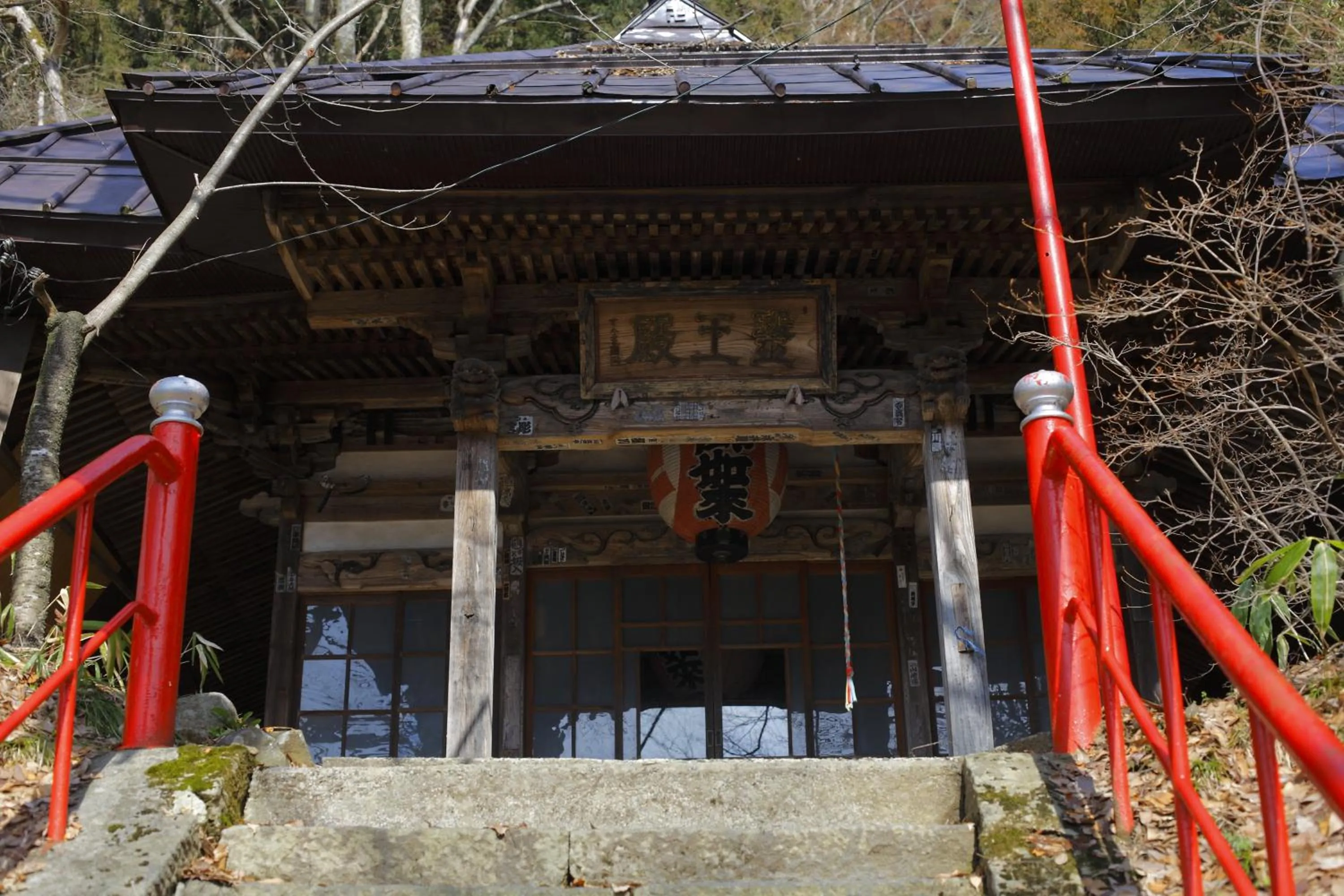 Area and facilities in Sakaeya