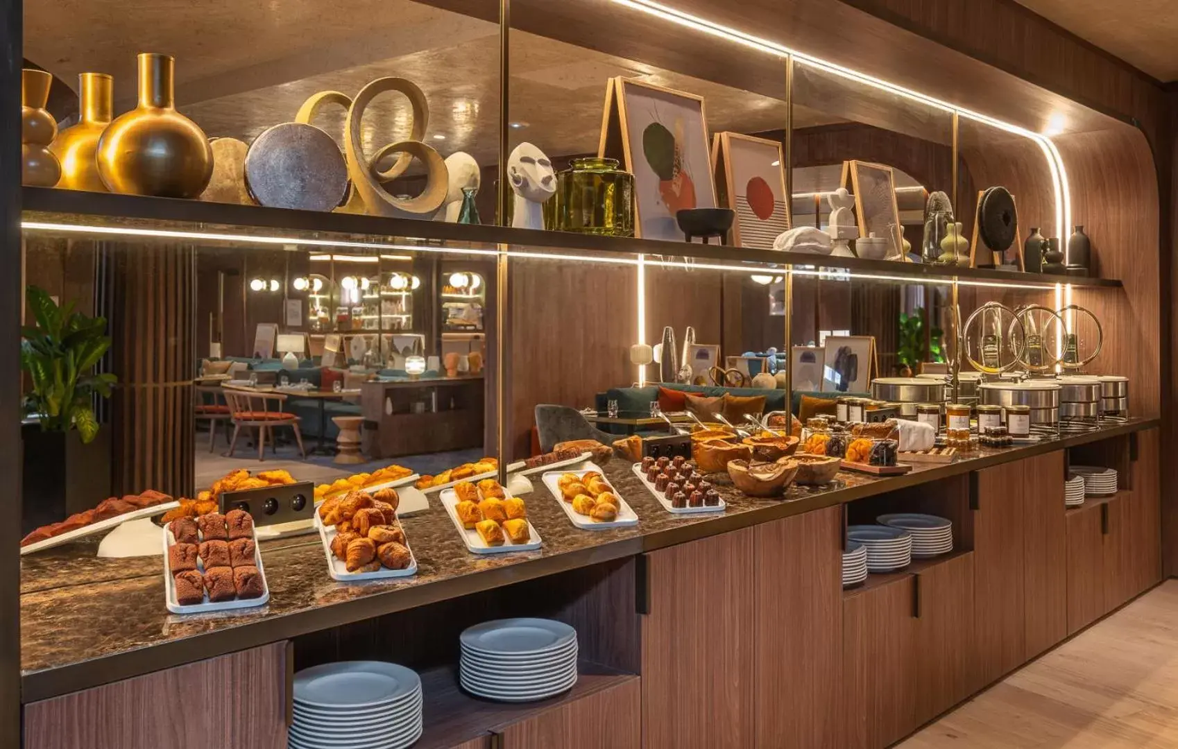 Breakfast, Food in Hôtel Burdigala by Inwood Hotels