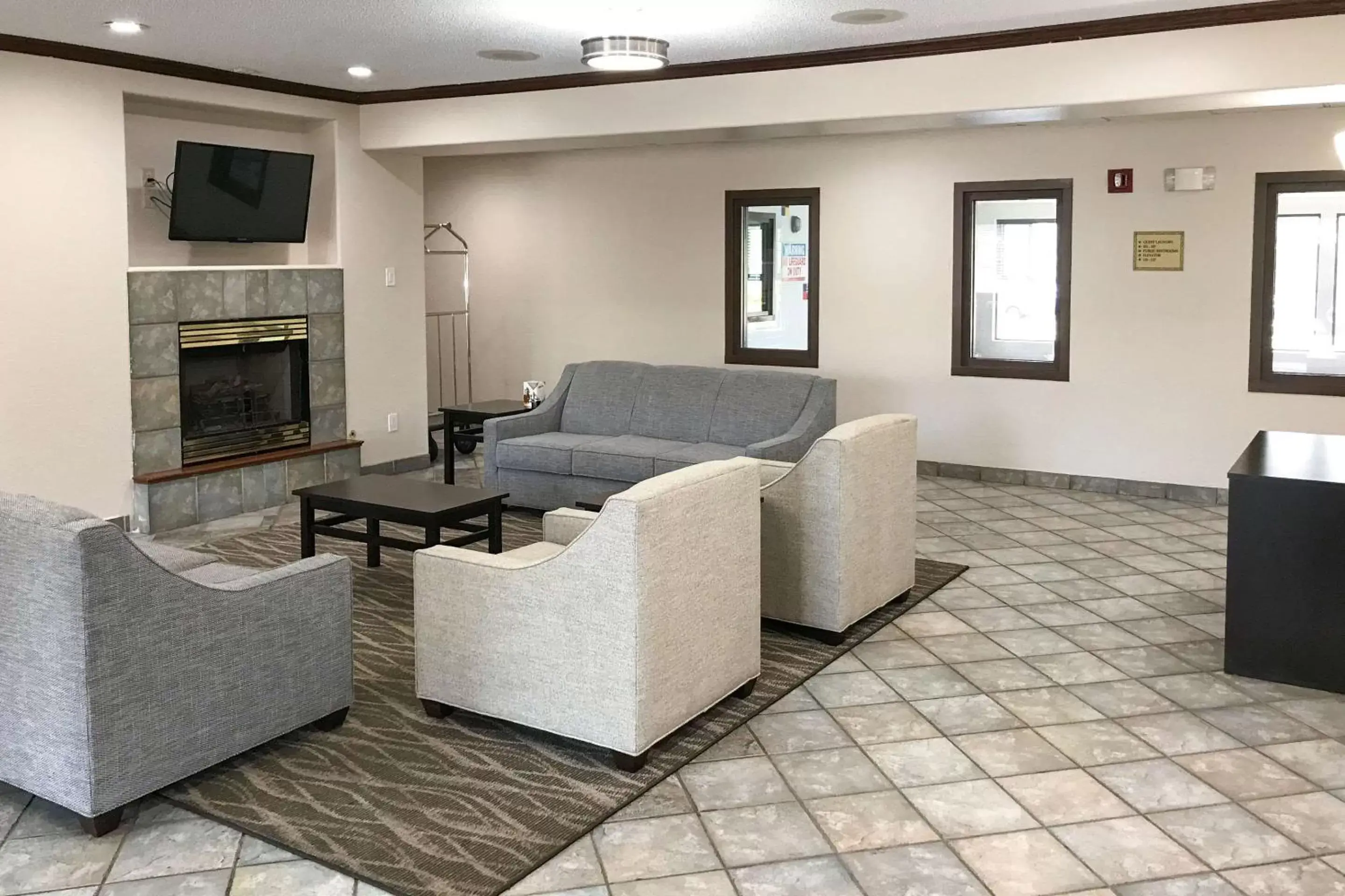 Lobby or reception, Seating Area in Quality Inn Denver Westminster