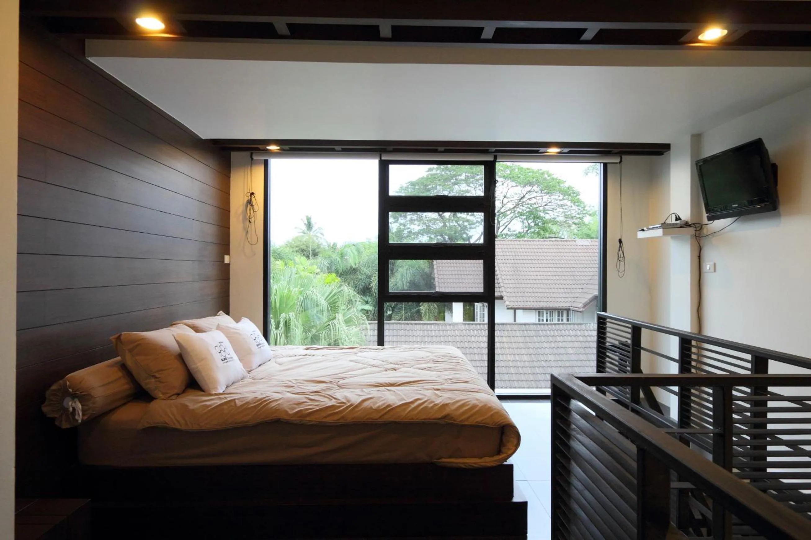 Property building, Bed in Gord ChiangMai Hotel