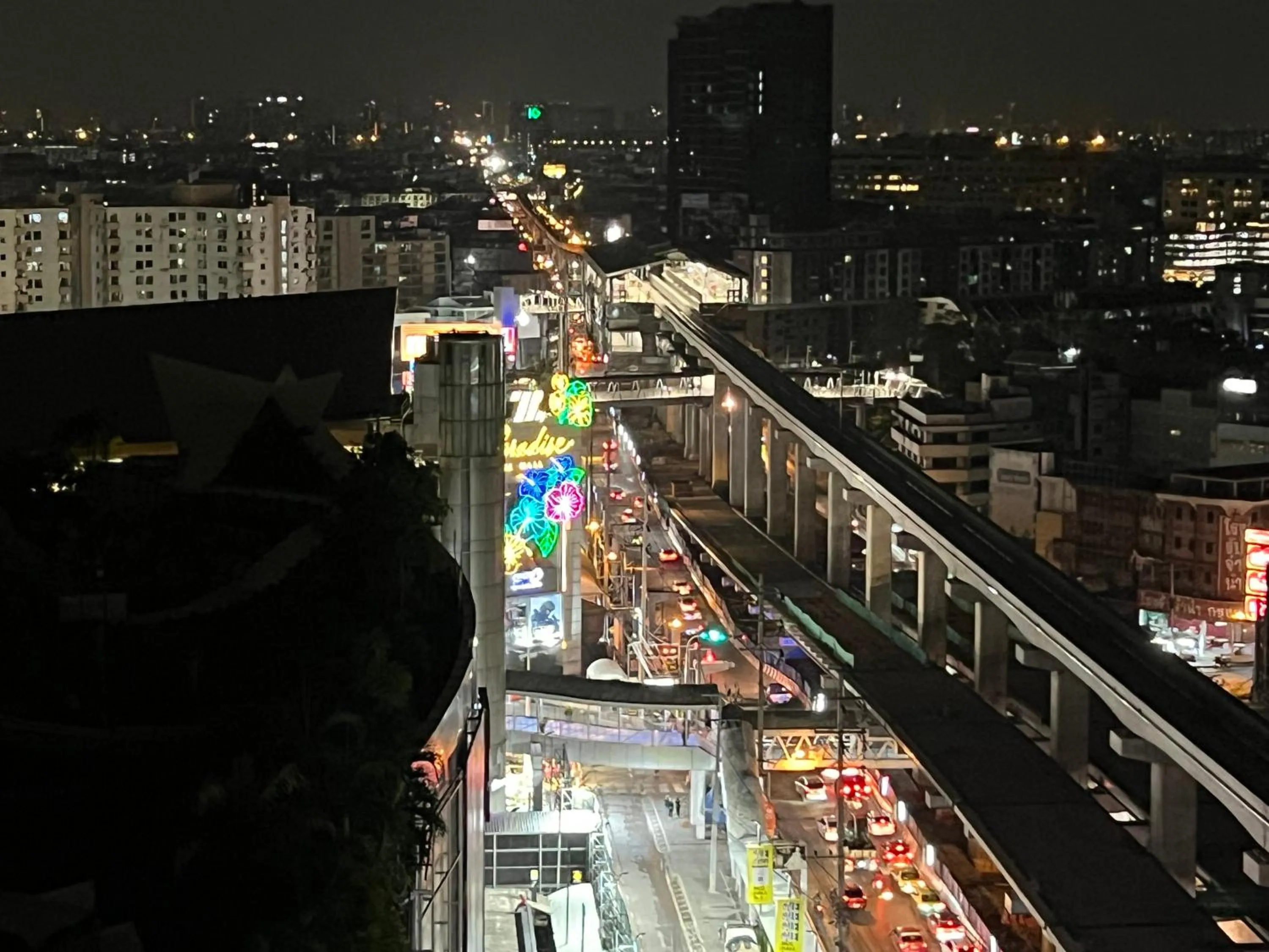 Nearby landmark in Mall Suites Hotel