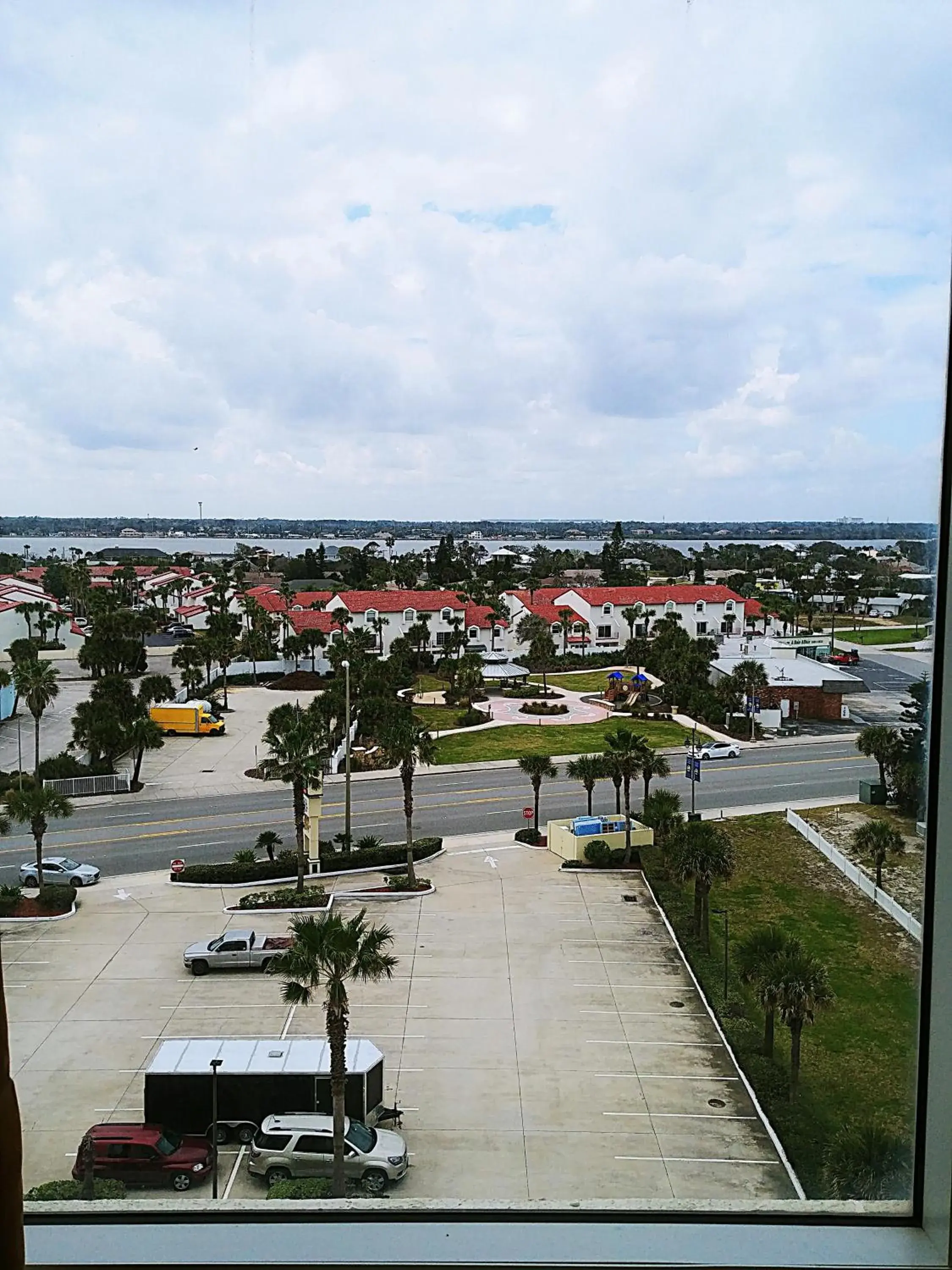 City view in Emerald Shores Hotel - Daytona Beach