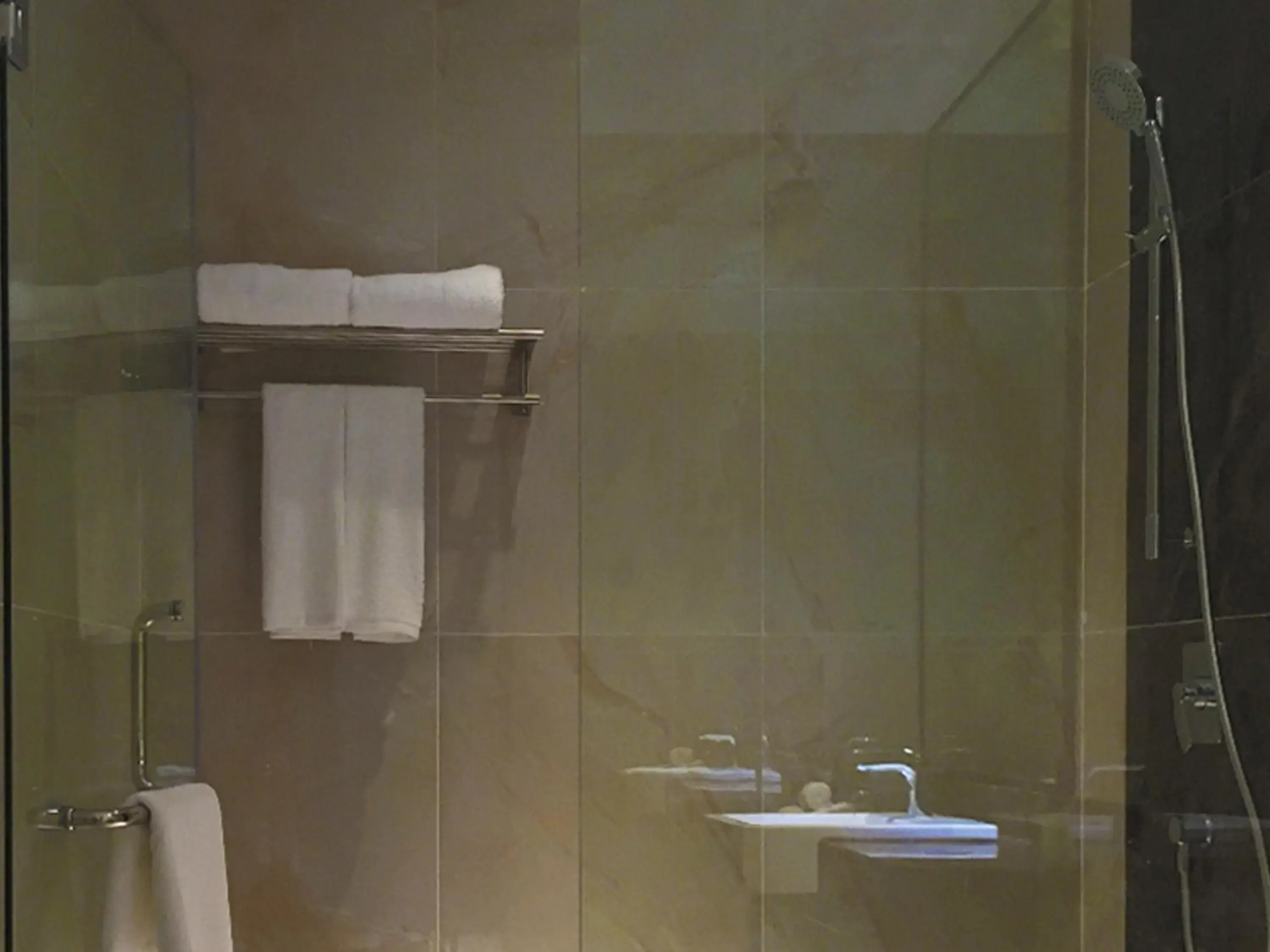 Bathroom in Geno Hotel Shah Alam