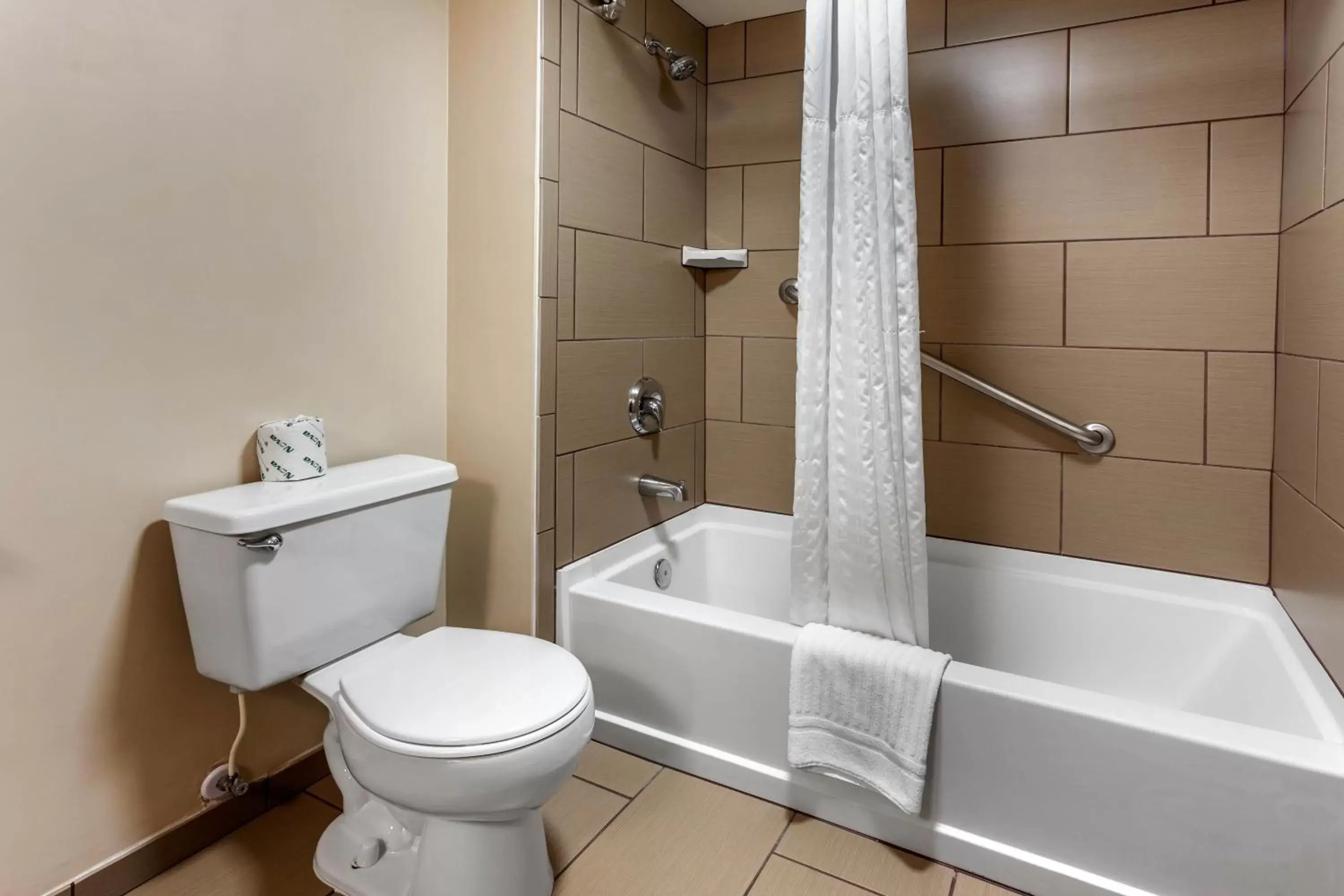 Queen Suite with Two Queen Beds and Sofa Bed - Non-Smoking in Comfort Inn Layton - Salt Lake City