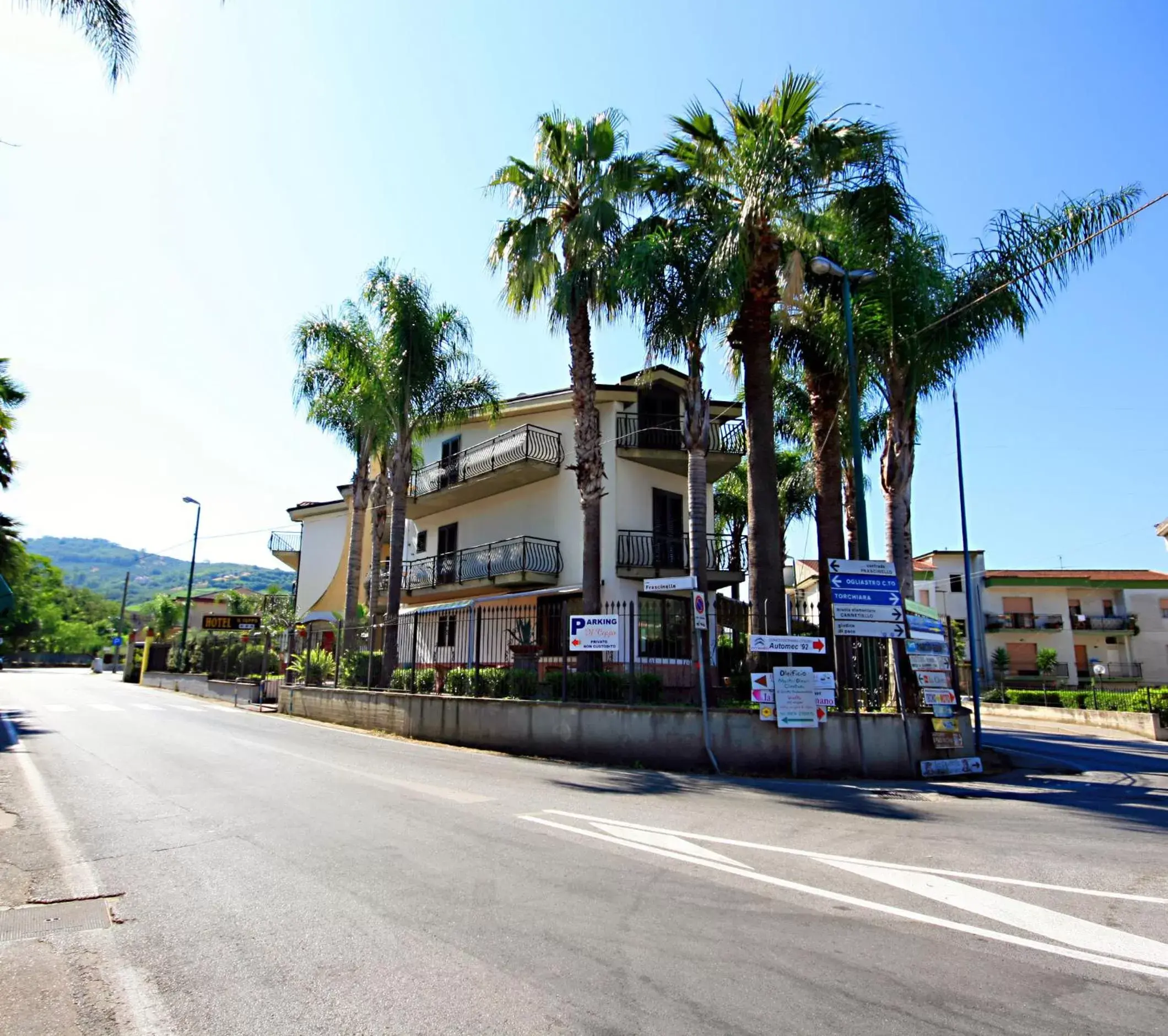 Facade/entrance, Property Building in Hotel Il Ceppo