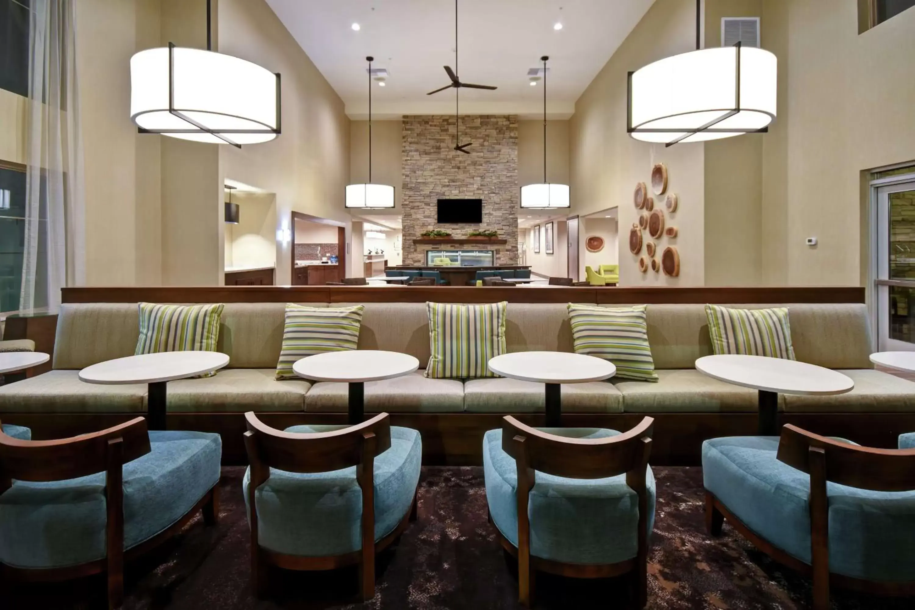 Dining area, Lounge/Bar in Homewood Suites by Hilton Pleasant Hill Concord