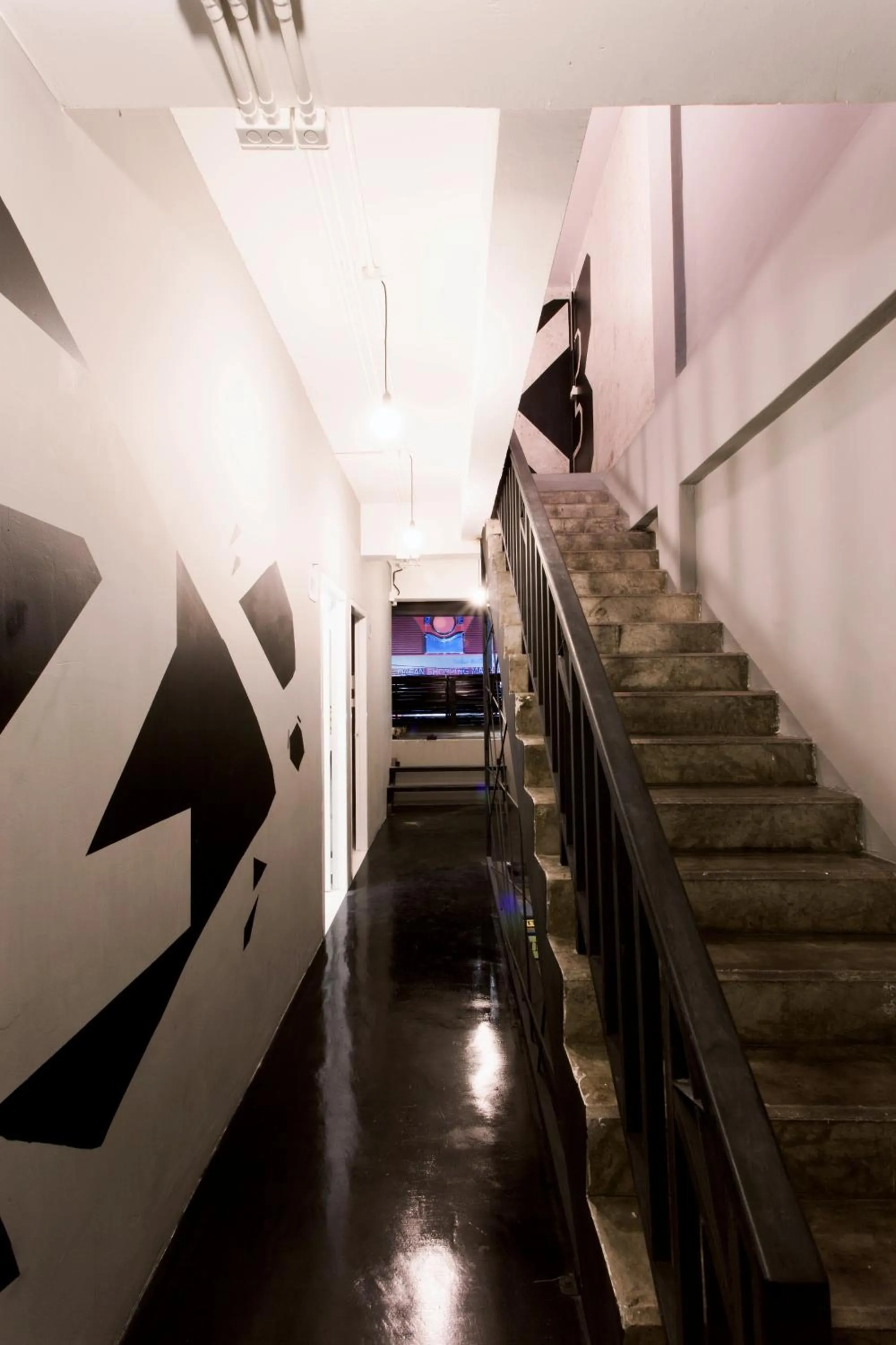 Area and facilities in Meroom