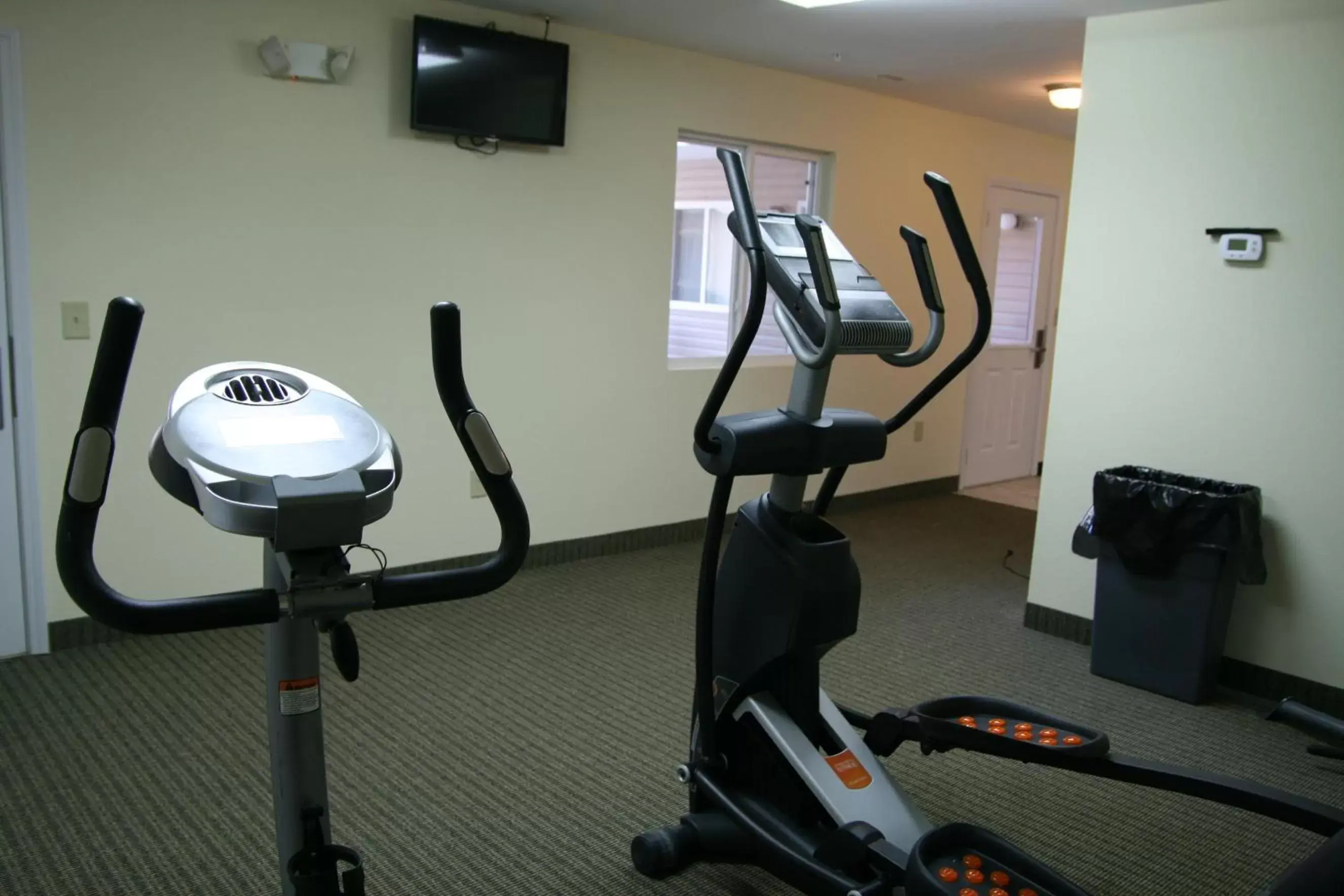 Fitness centre/facilities, Fitness Center/Facilities in Affordable Suites - Fayetteville/Fort Bragg