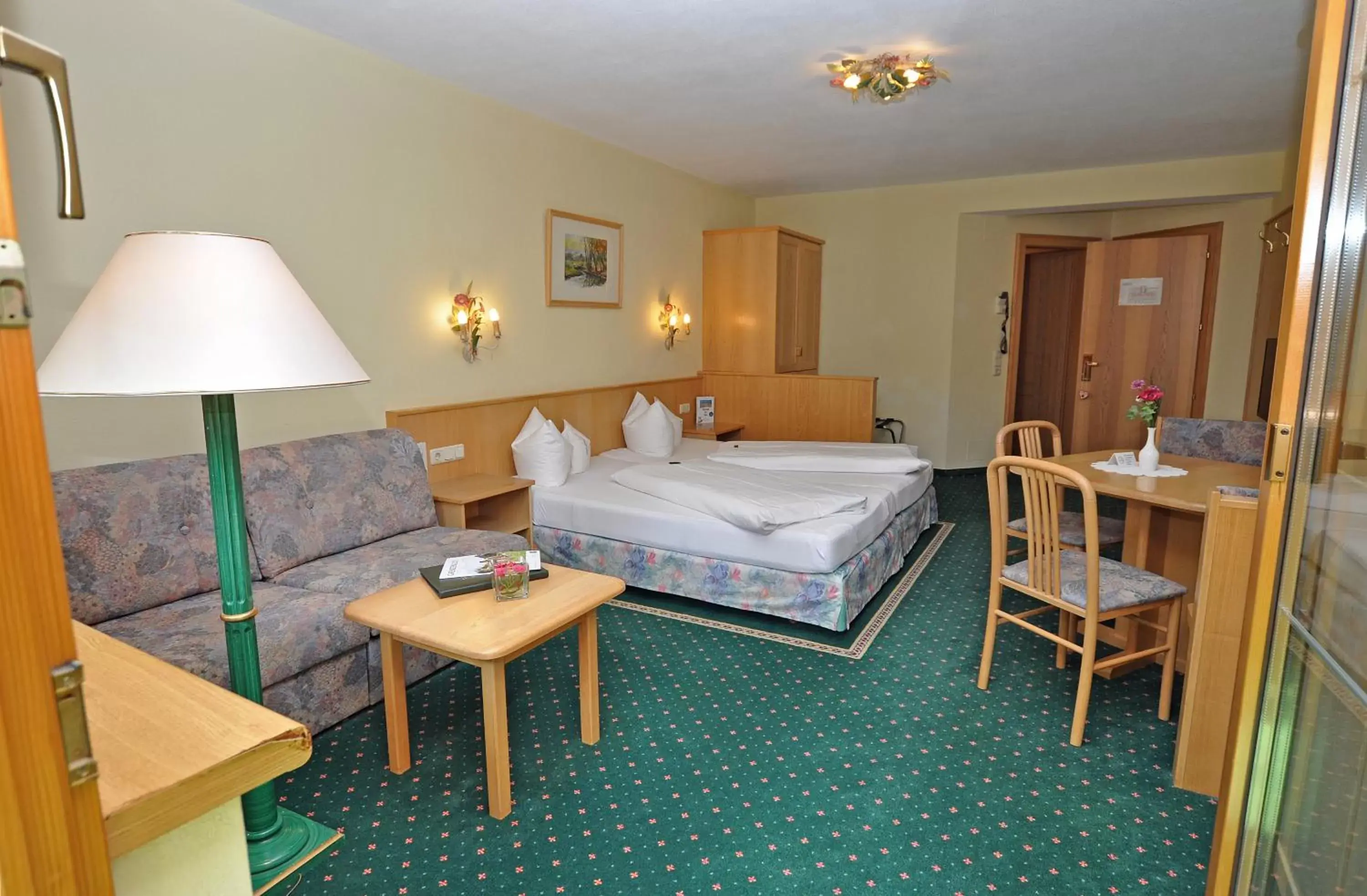 Double or Twin Room - single occupancy in Hotel Alpen Residence Double or Twin Room - single occupancy in Hotel Alpen Residence
