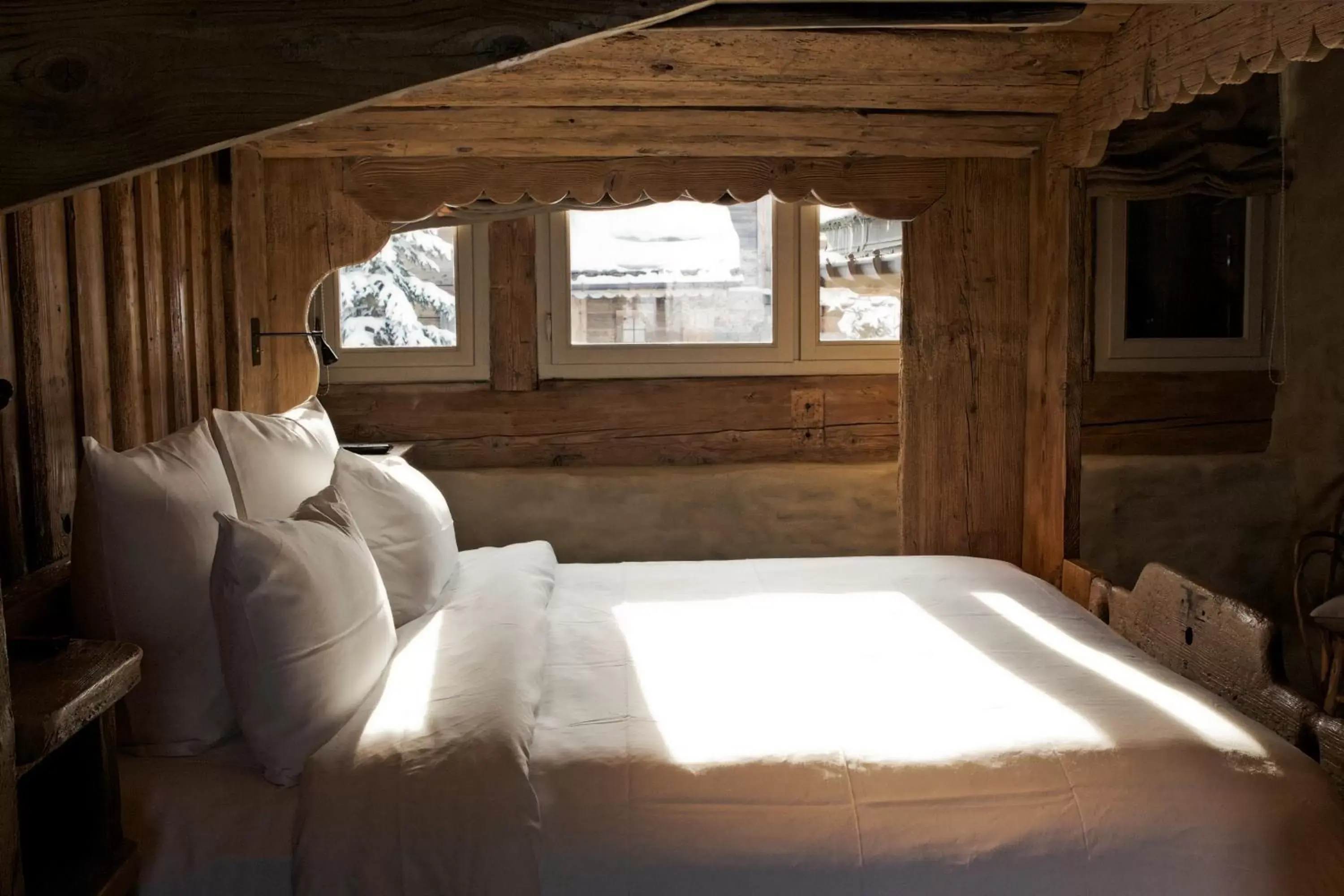 Bedroom, Bed in Zannier Hotels Le Chalet