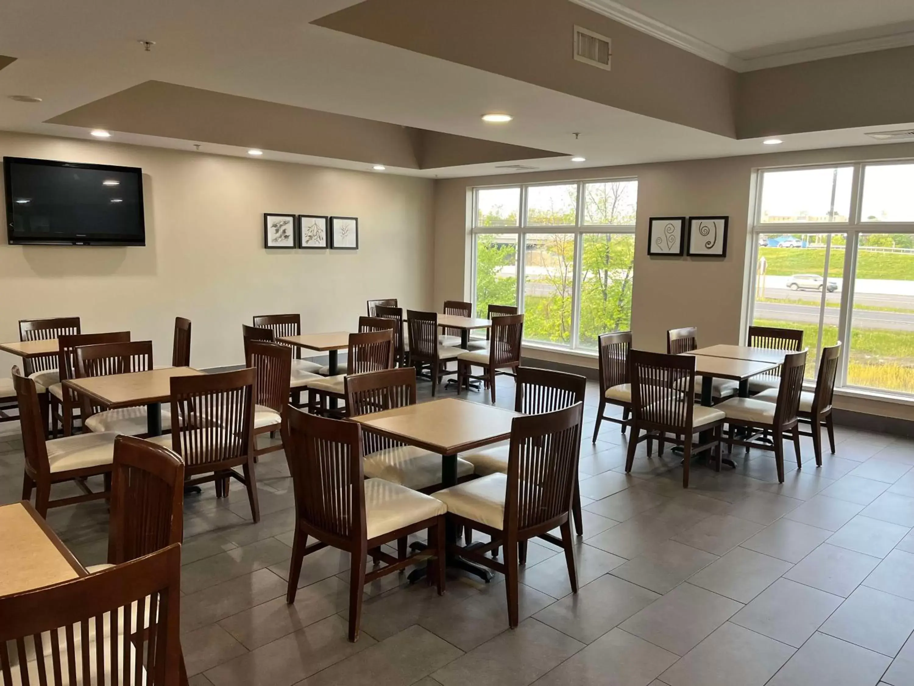 Restaurant/Places to Eat in Country Inn & Suites by Radisson, Harrisburg - Hershey-West, PA