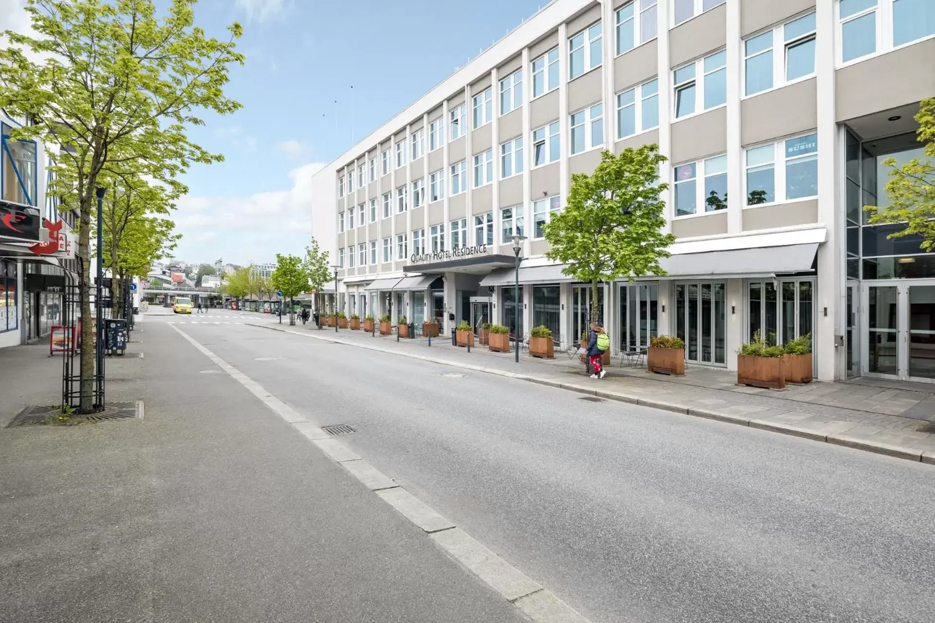 Facade/entrance in Quality Hotel Residence