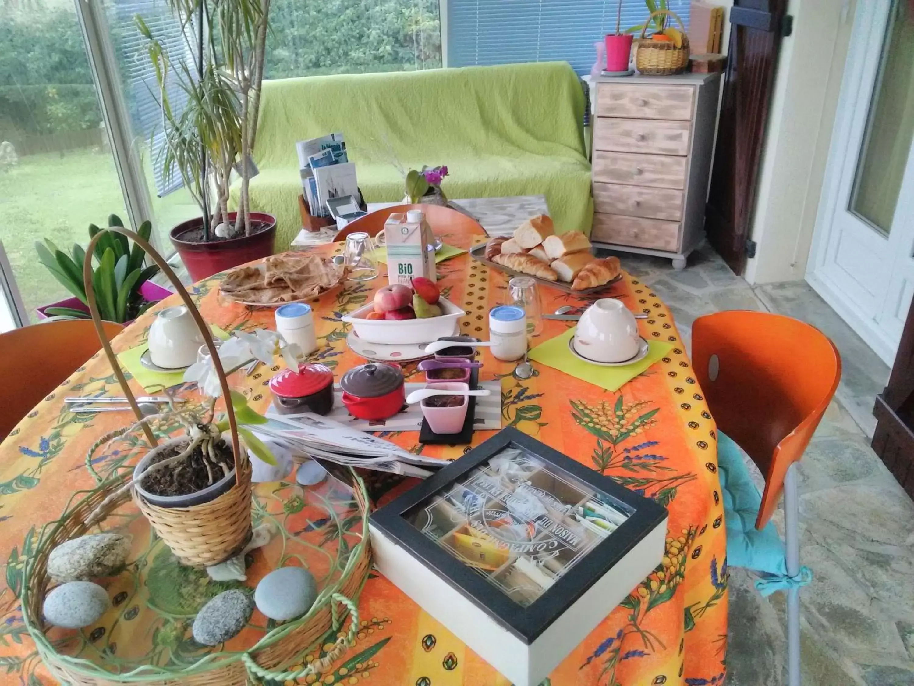 Dining area in Maison Entre Terre et Mer