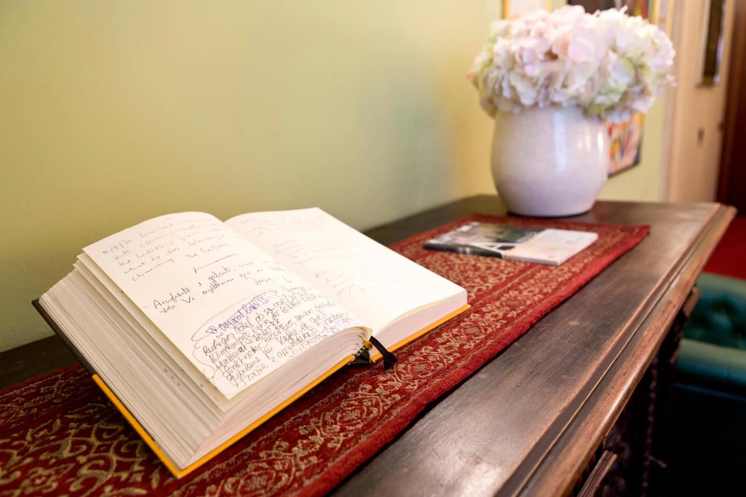 Lobby or reception in Diamantino Town House