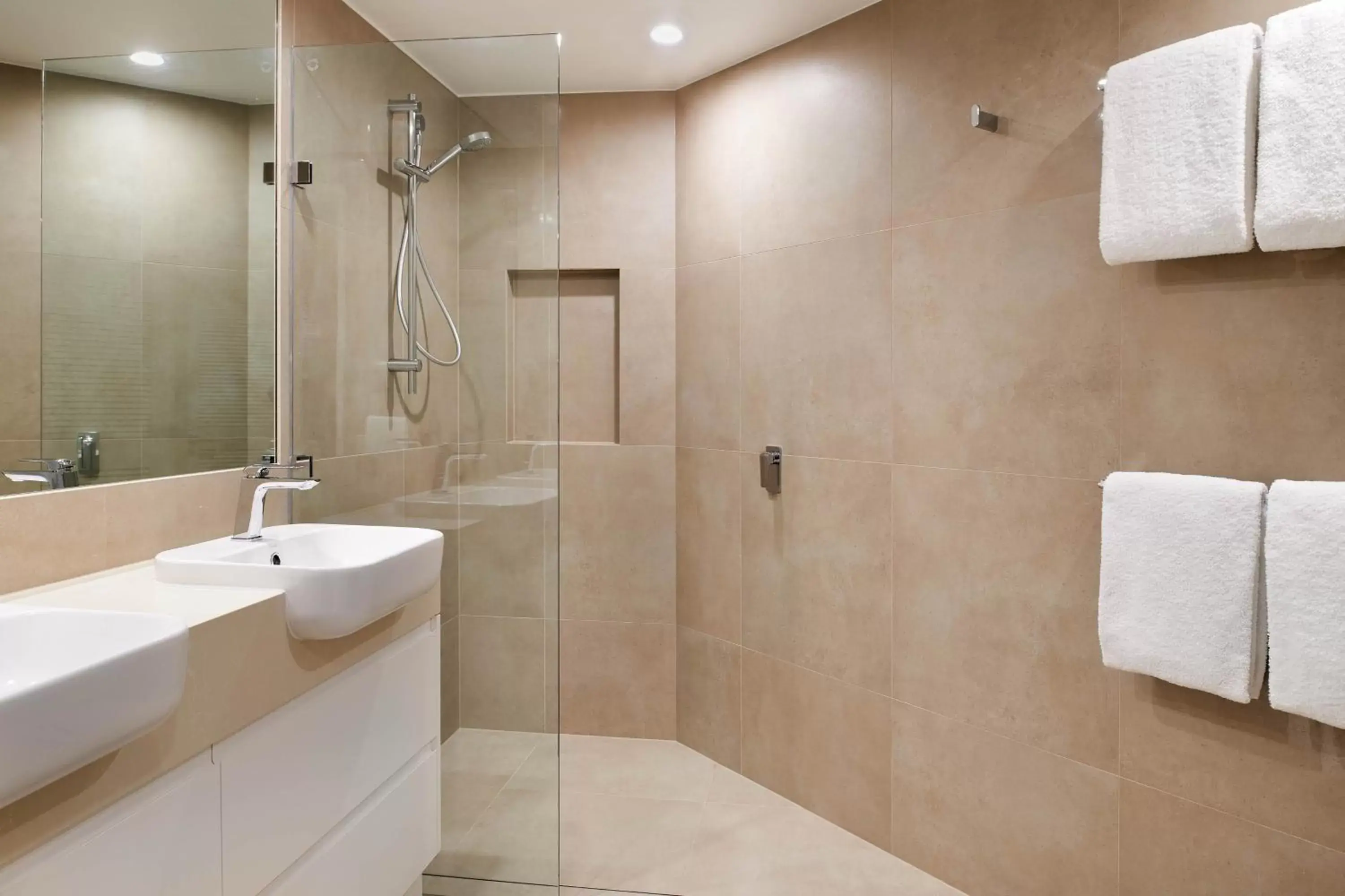 Bathroom in Sheraton Grand Mirage Resort, Port Douglas