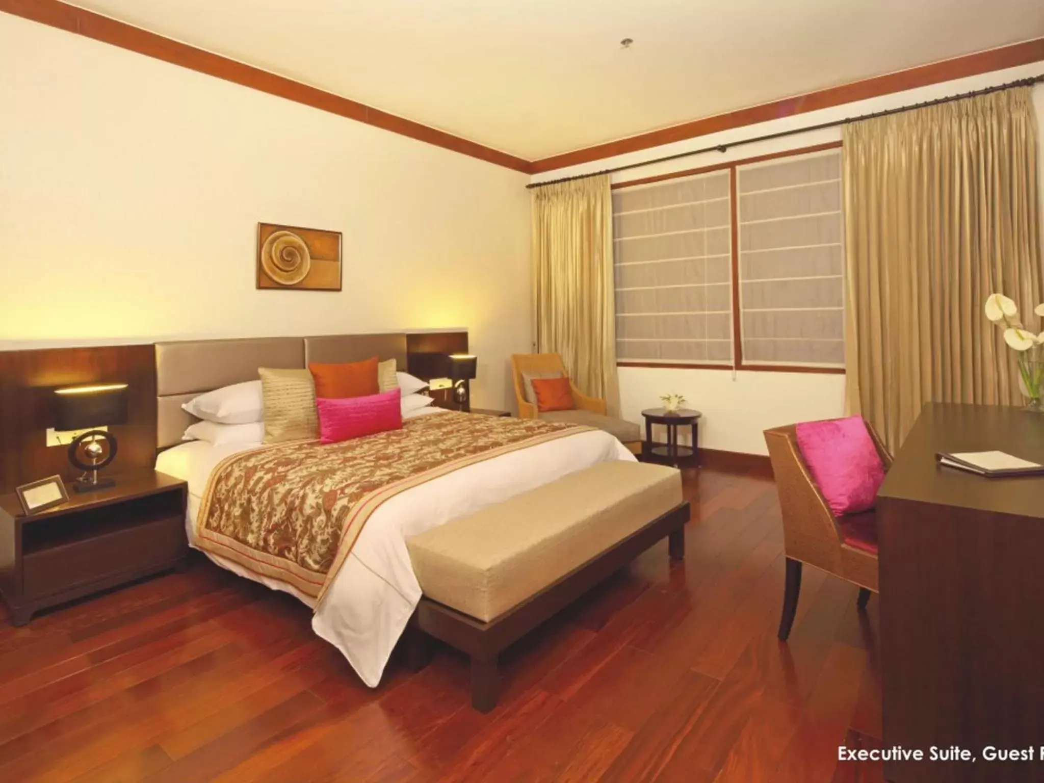Bed in Jaypee Greens Golf and Spa Resort