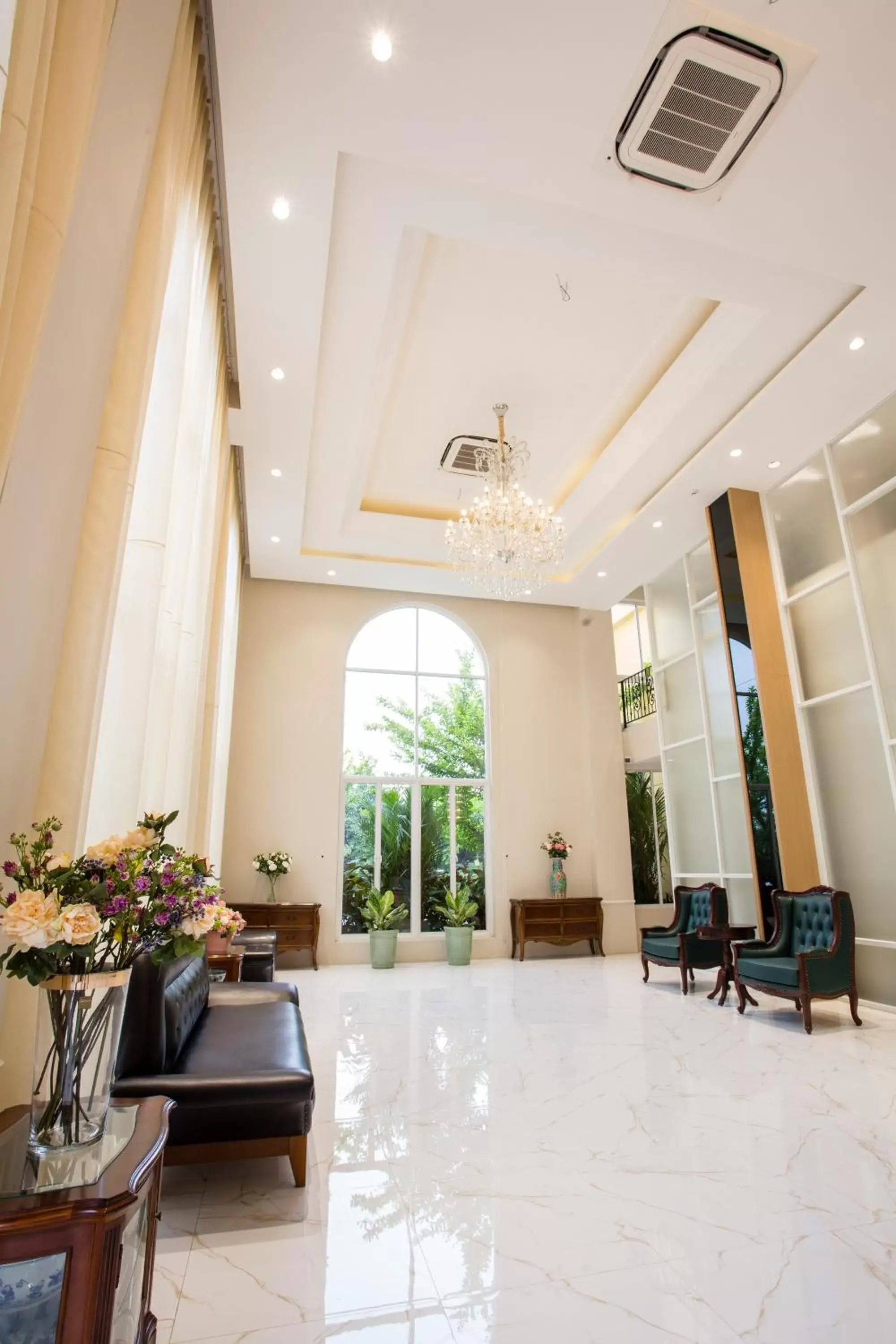 Lobby or reception in S Bangkok Hotel, Navamin Lobby or reception in S Bangkok Hotel, Navamin