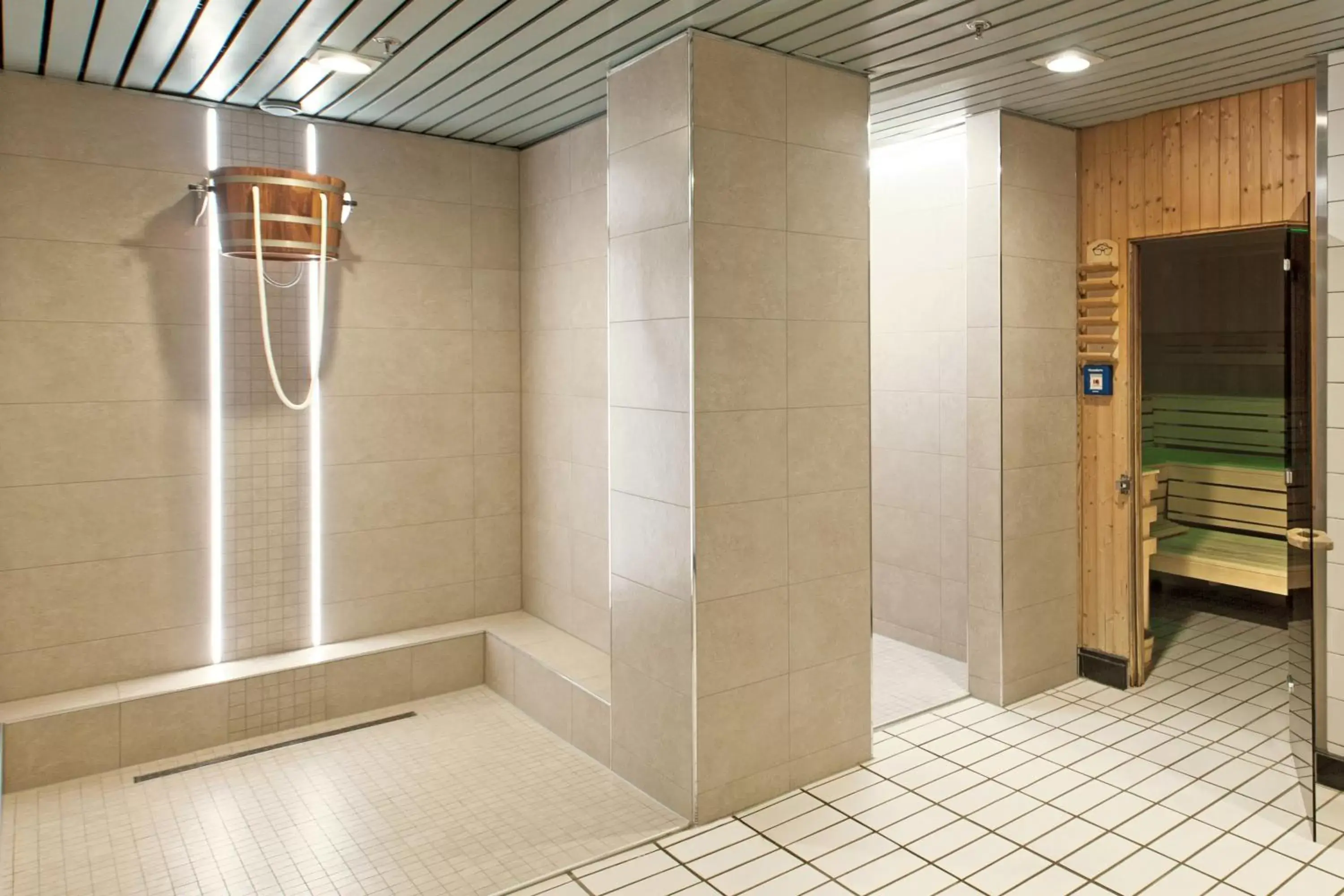 Sauna, Bathroom in Radisson Blu Hotel Dortmund