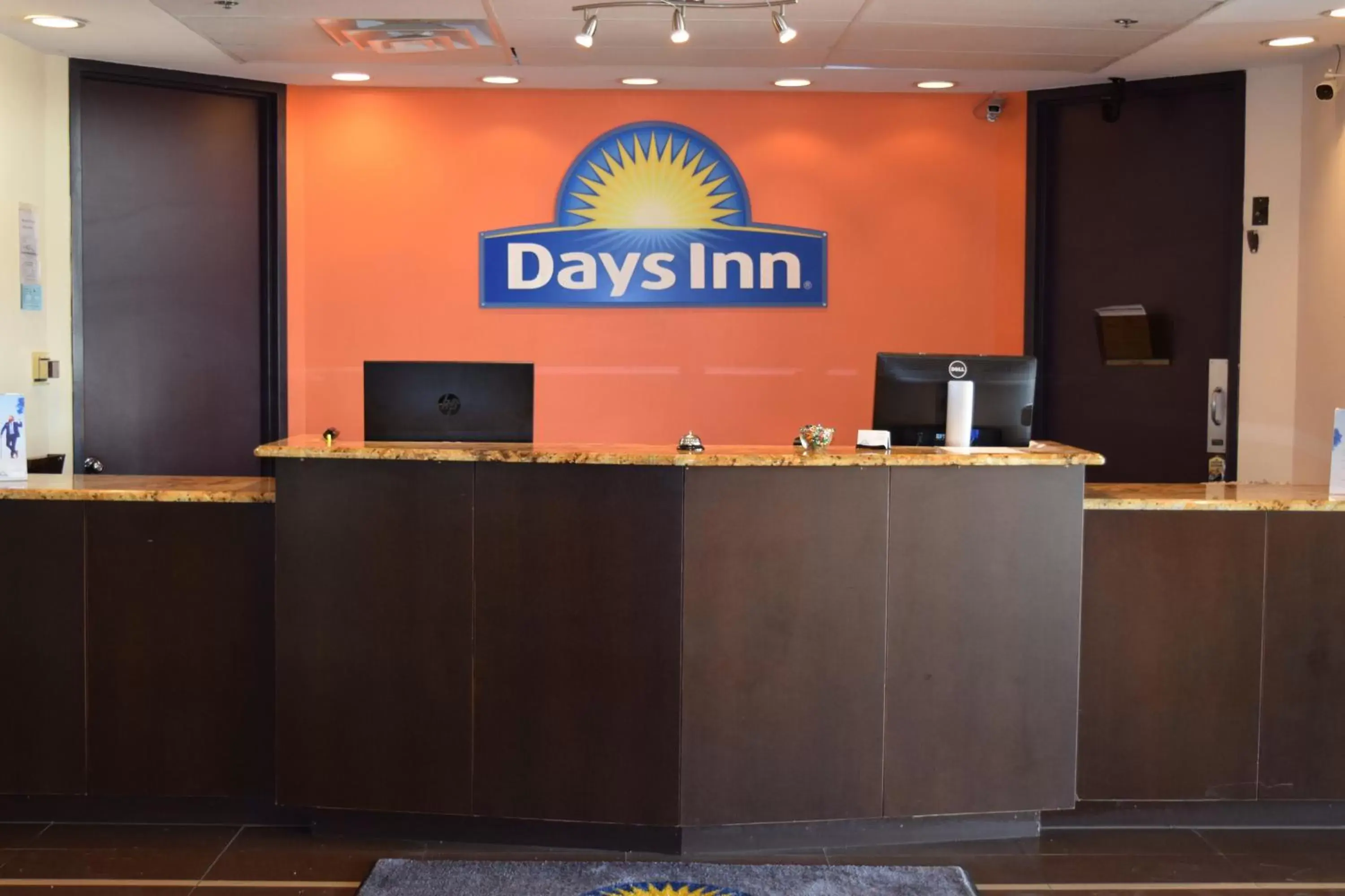 Lobby or reception in Days Inn by Wyndham Sherman Lobby or reception in Days Inn by Wyndham Sherman
