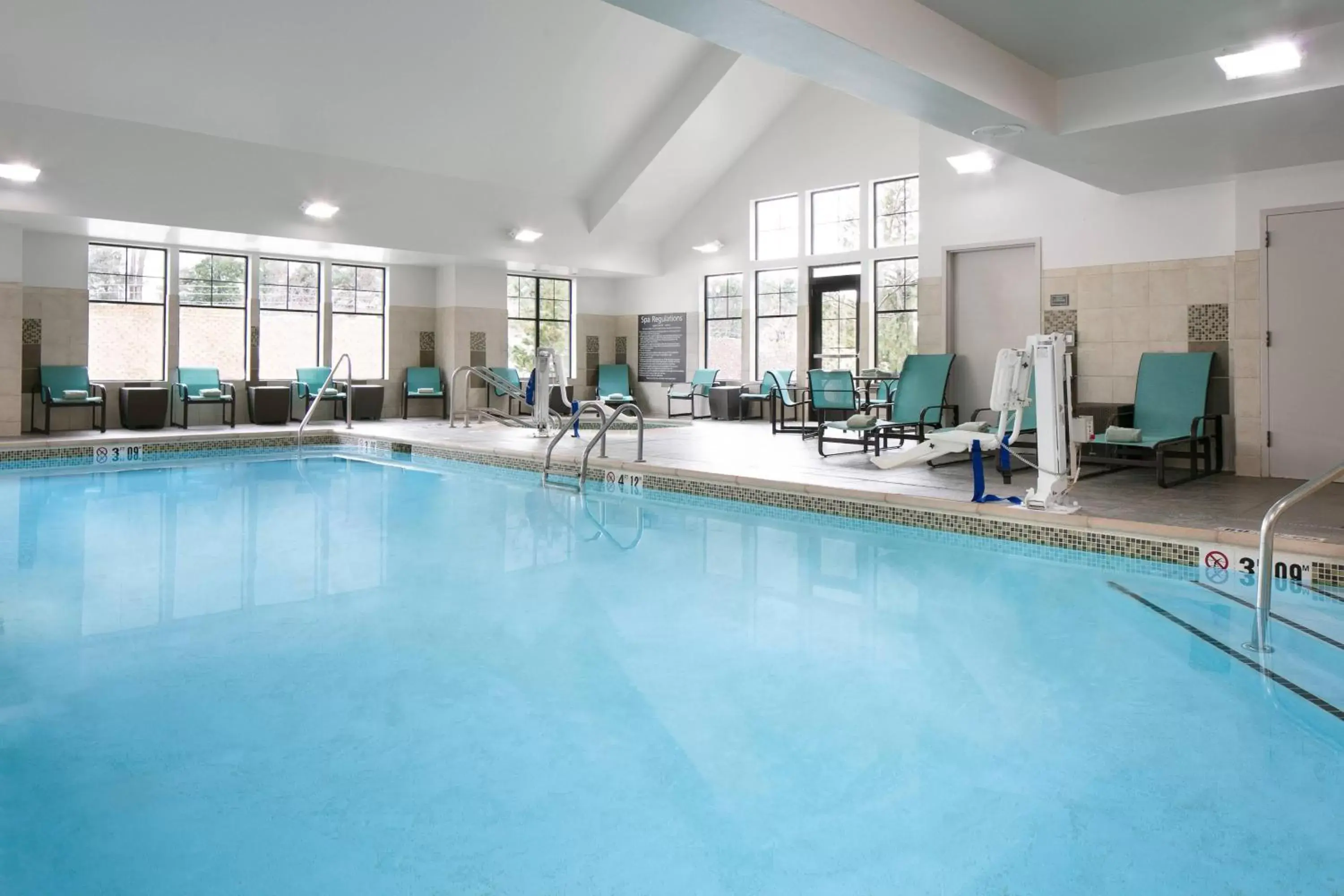 Swimming Pool in Residence Inn by Marriott Lincoln South