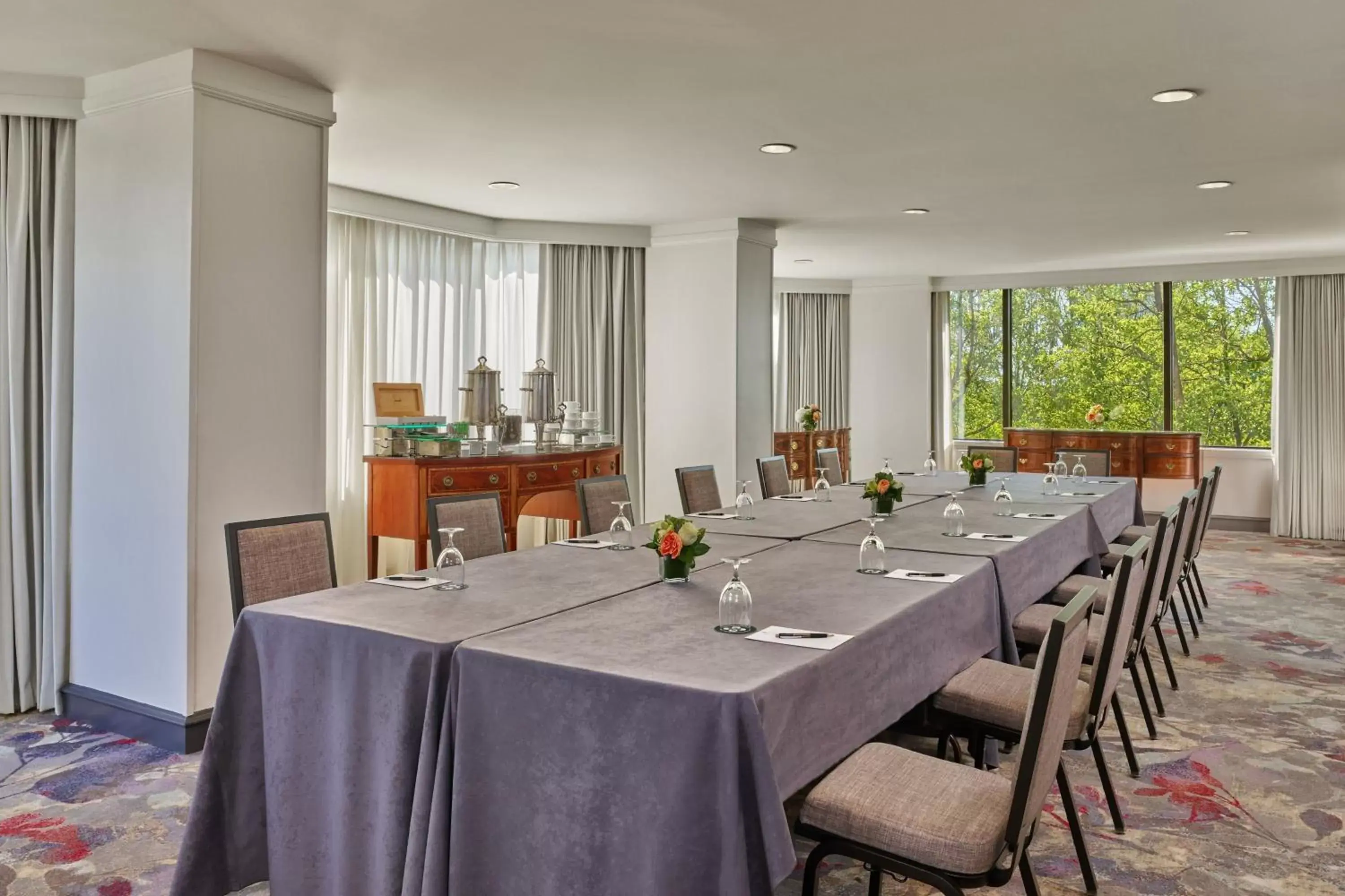 Meeting/conference room, Restaurant/Places to Eat in The Whitley, a Luxury Collection Hotel, Atlanta Buckhead