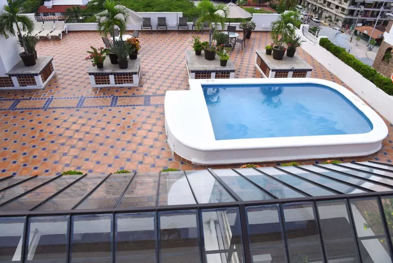 Balcony/Terrace, Swimming Pool in Hotel Eloisa