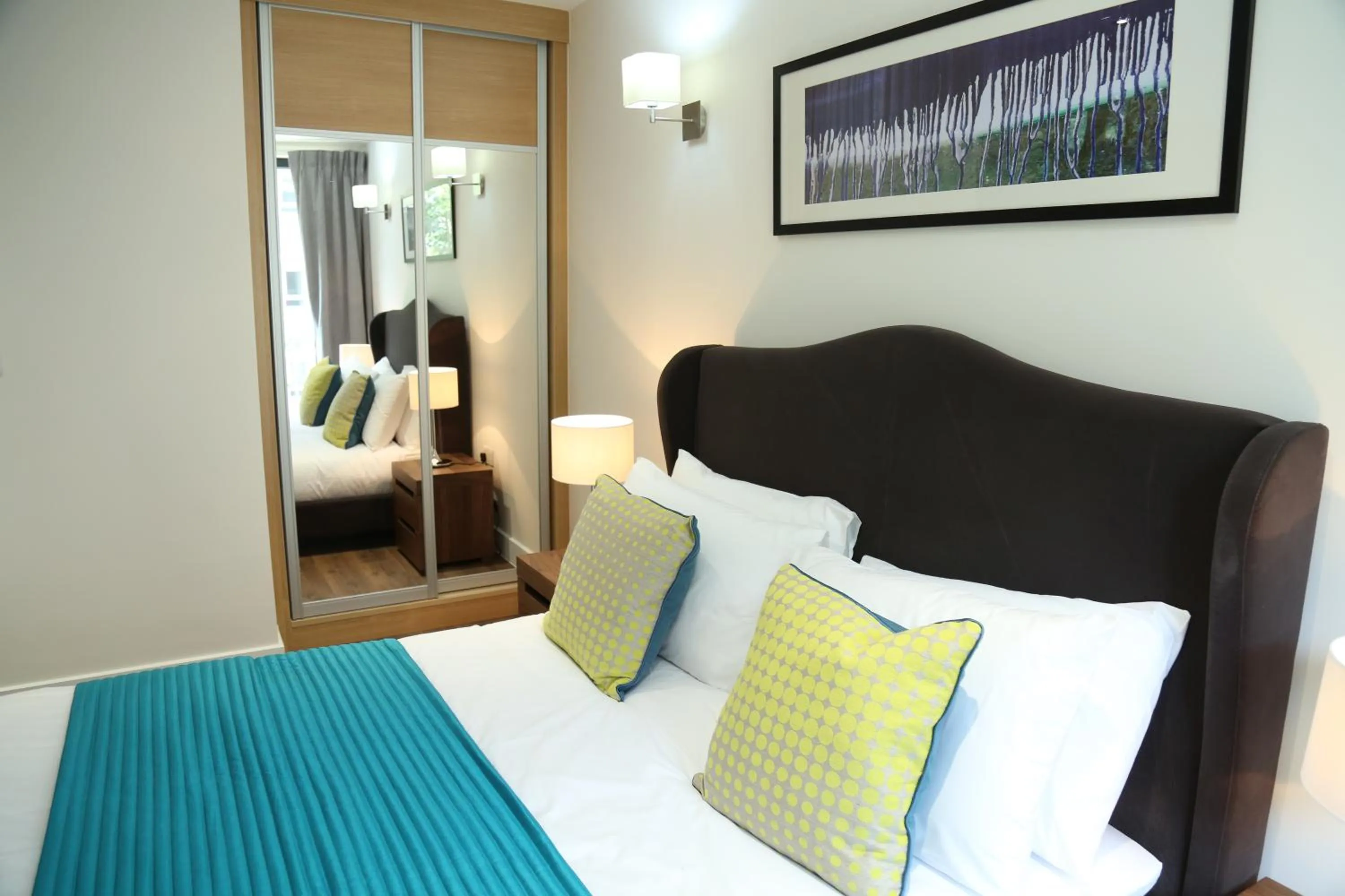 Bed in Twyne House Apartments