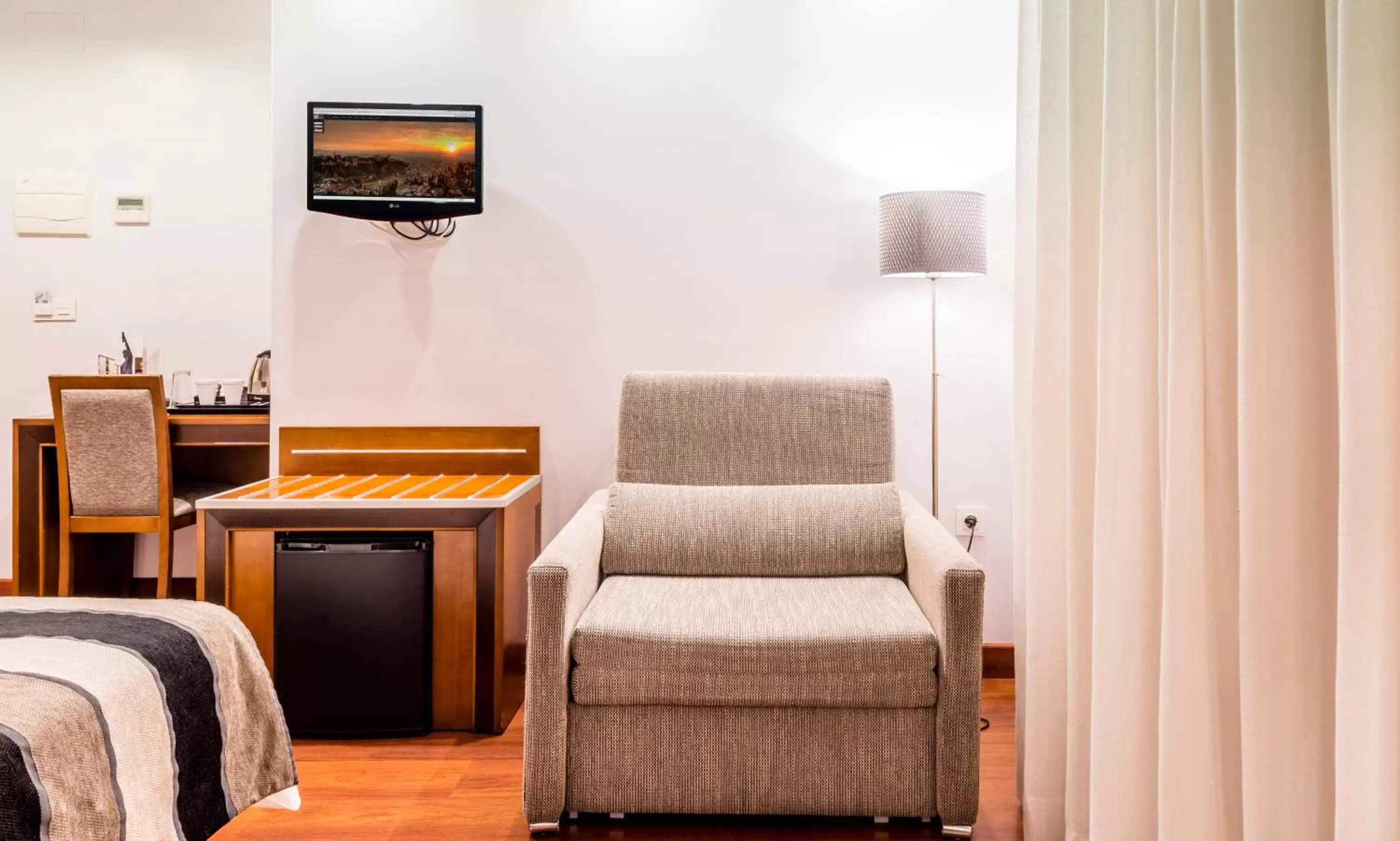 Bedroom, Seating Area in Monjas del Carmen Hotel